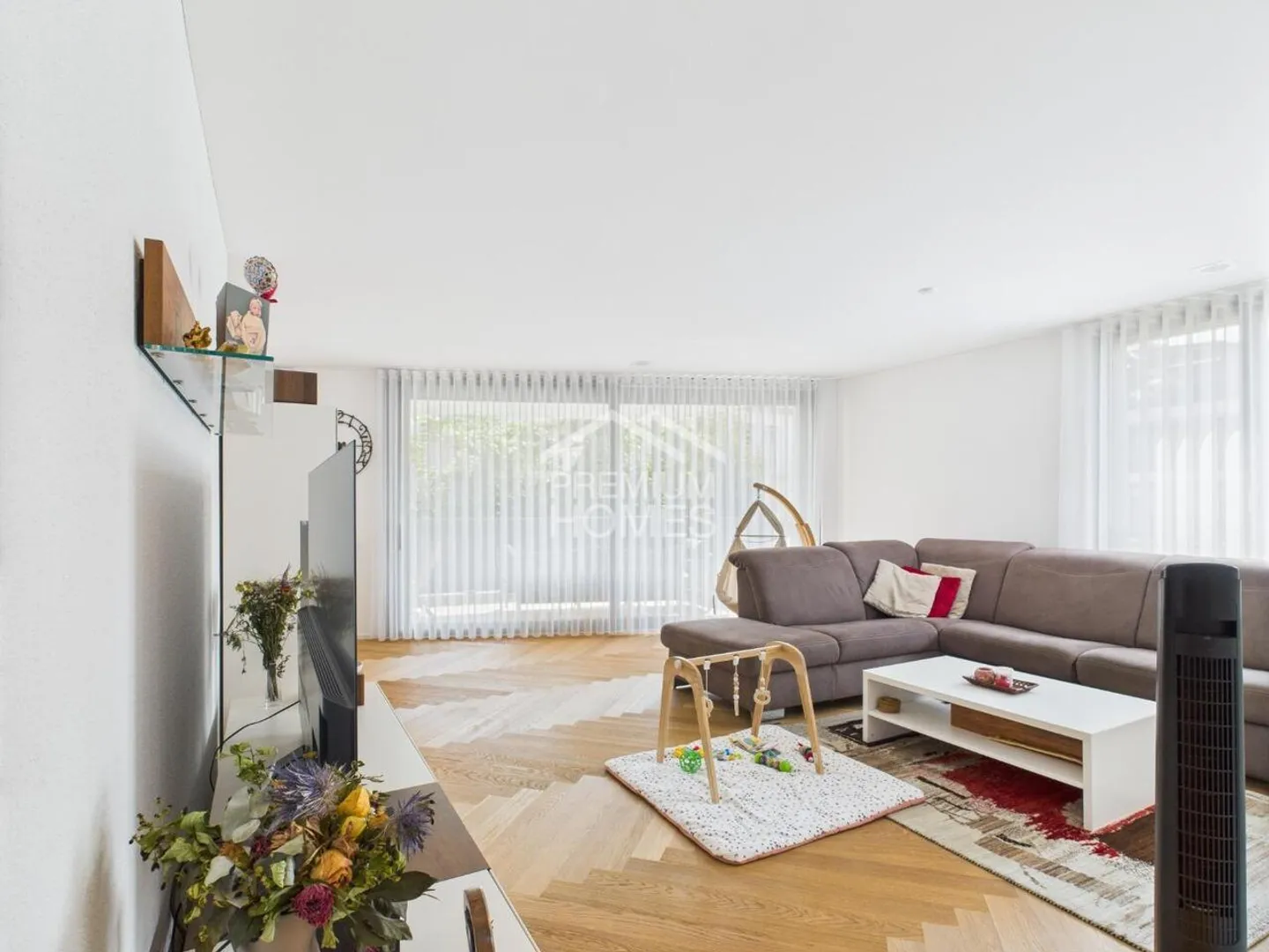 A home as natural as it is special - Photo 8 of 10