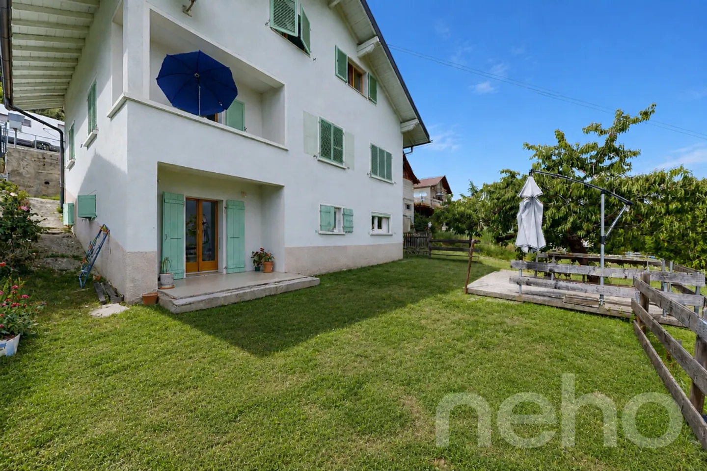 Charming Duplex in Savièse - Photo 3 of 12
