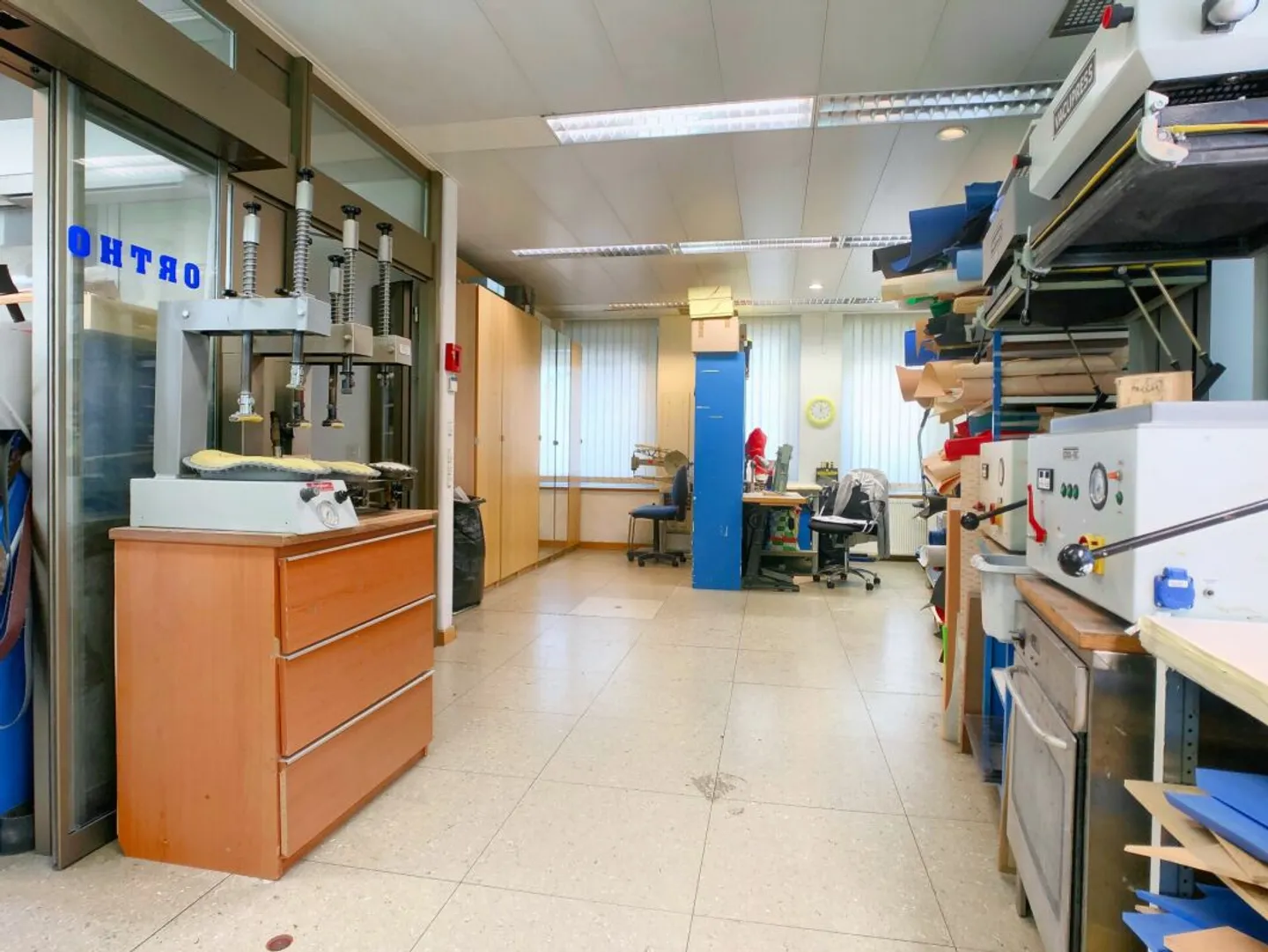 Proprietà commerciale versatile nella città vecchia di Burgdorf - Foto 4 di 14