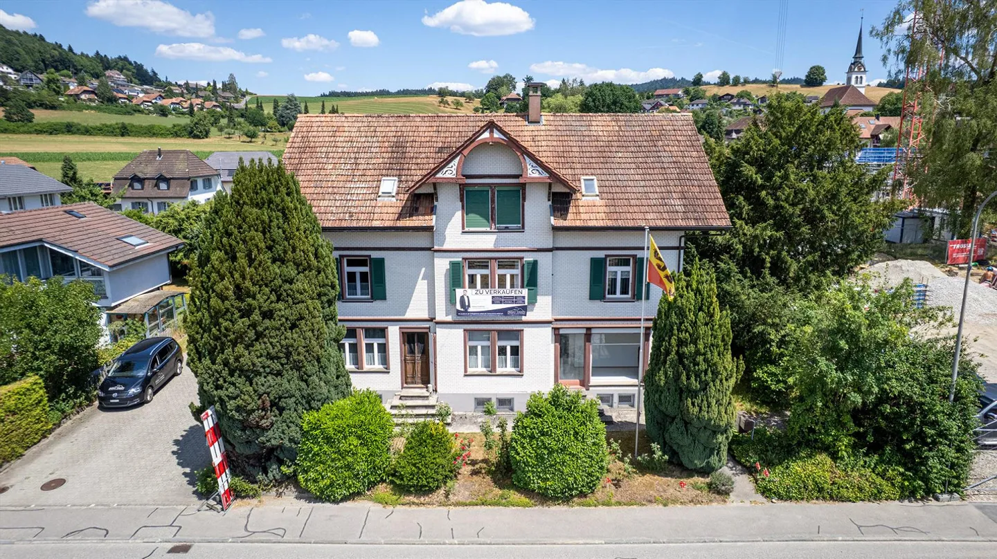 Maison multifamiliale historique - Photo 1 sur 13