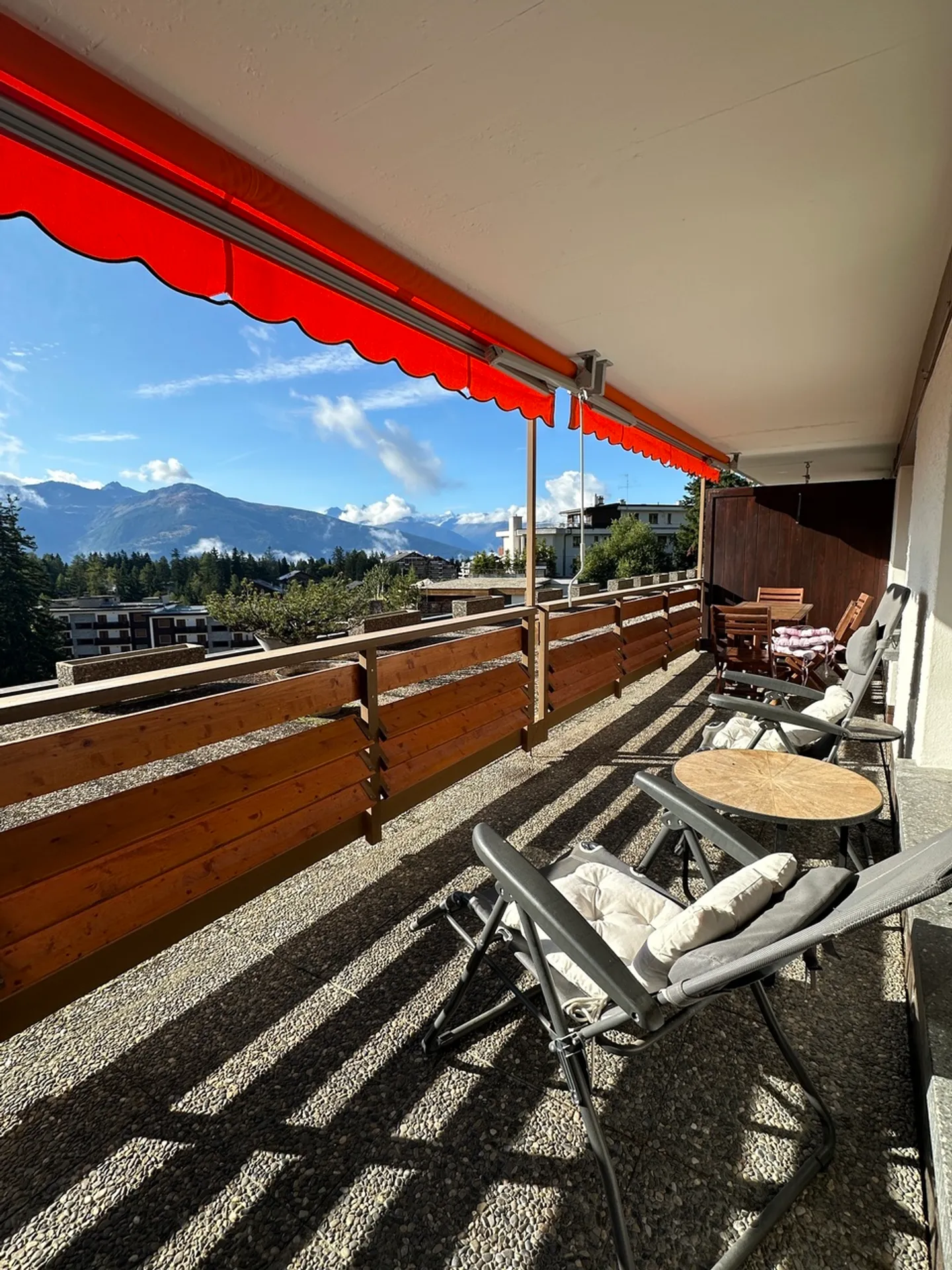 Magnifique 4,5 pièce à 5min à pied du centre de Crans - Photo 10 sur 11