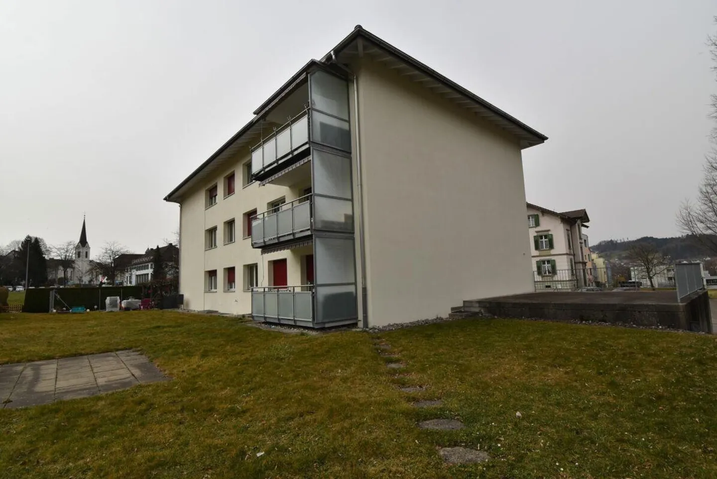 Spacious 3.5-room apartment for rent - Photo 1 of 1