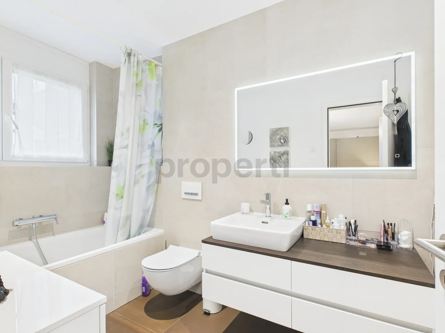 Moderno appartamento di 3.5 locali a Gordola con vista panoramica sul Lago Maggiore - Foto 7 di 11