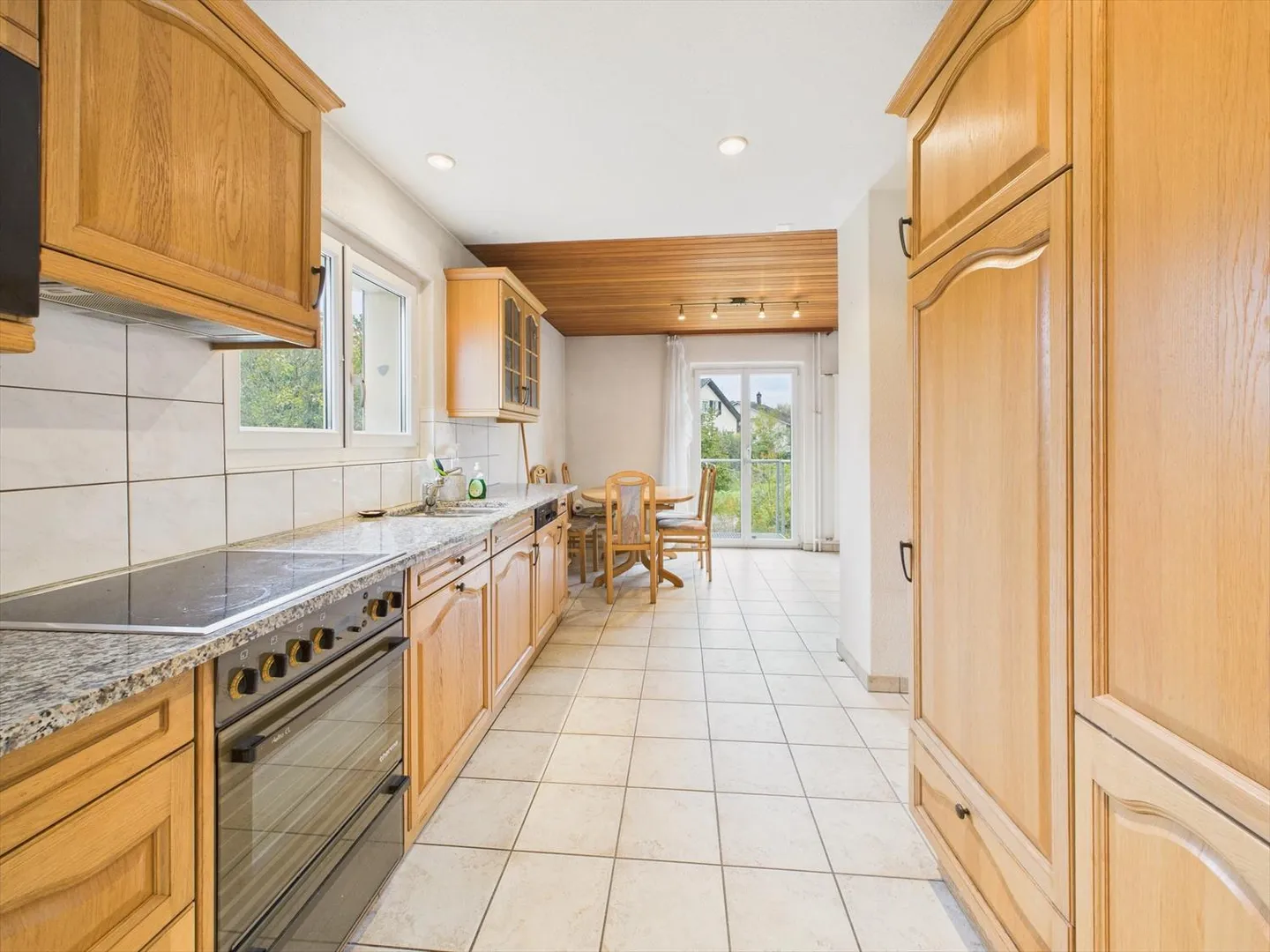 House with 5.5 rooms - Photo 6 of 12