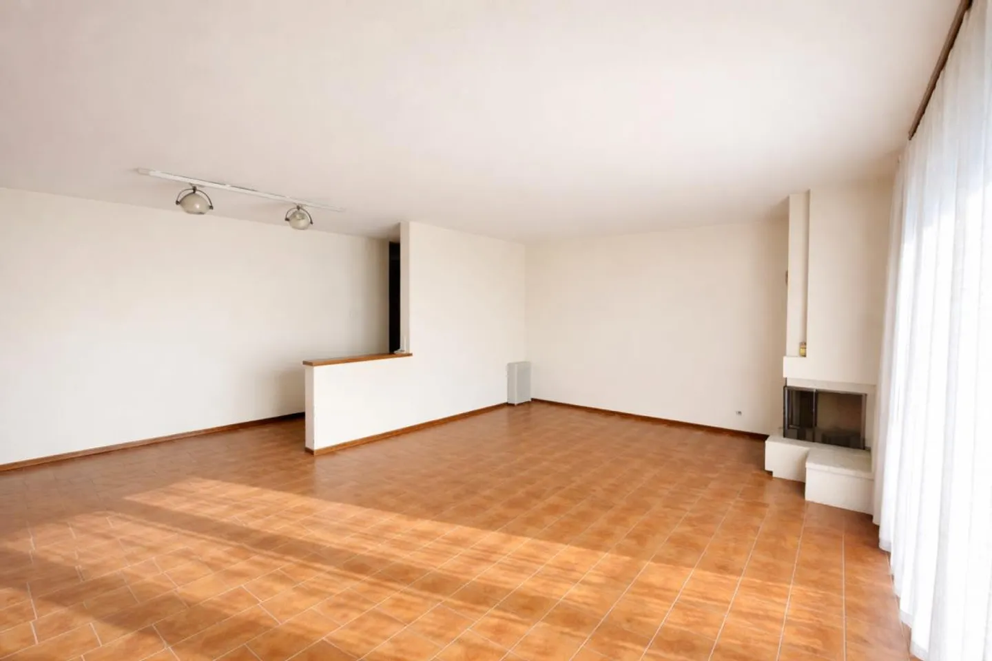 Casa familiare con giardino incantevole - Foto 7 di 17