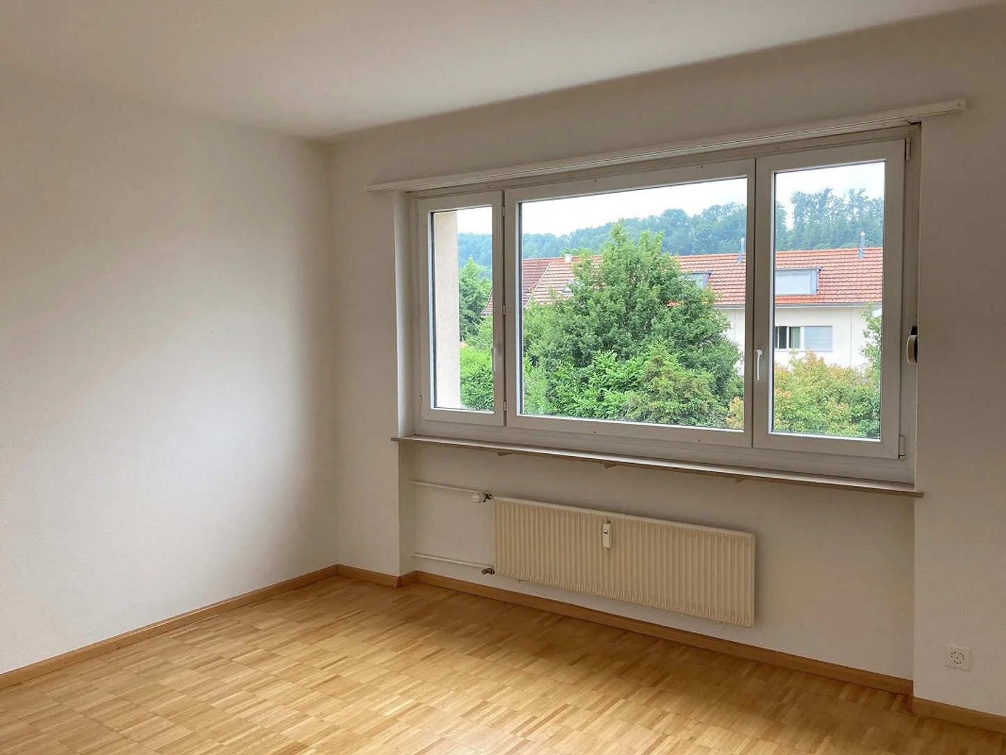 Wohnung mit Zwei Balkonen - Foto 5 von 9