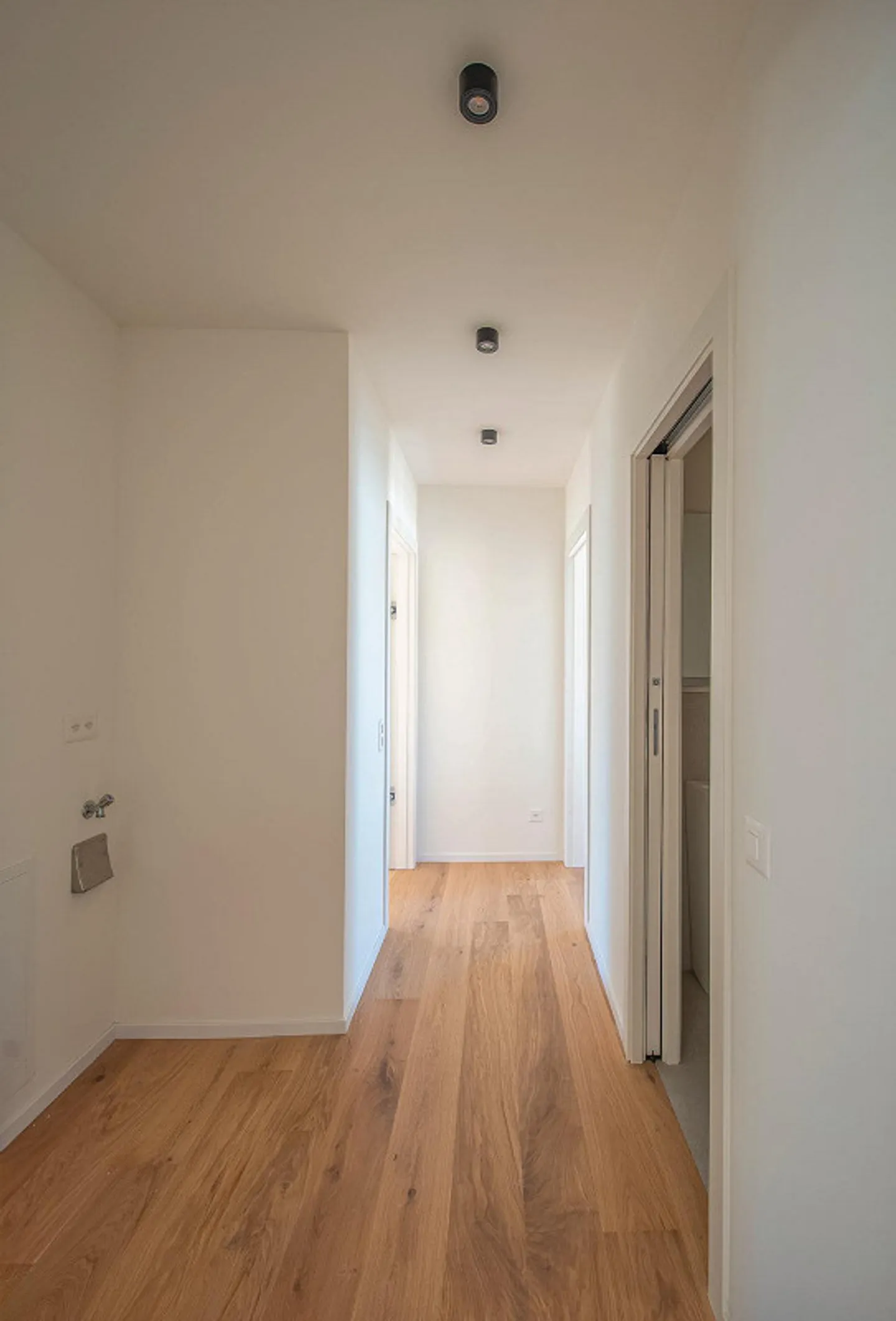 New and spacious 3.5 rooms in Massagno - Photo 3 of 6