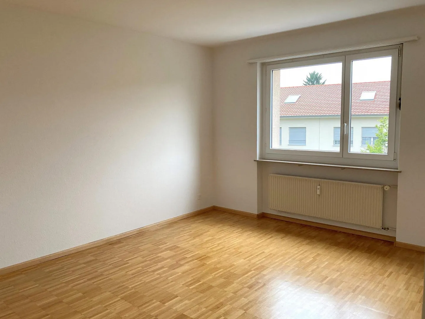 Wohnung mit Zwei Balkonen - Foto 8 von 9