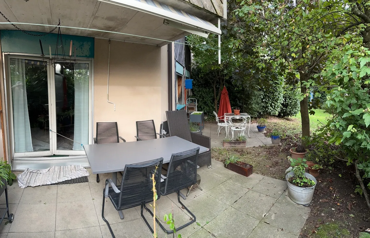 CORMÉROD - 2 Spacious Apartments 4.5 and 5.5 Rooms with Balcony or Garden - Photo 3 of 12