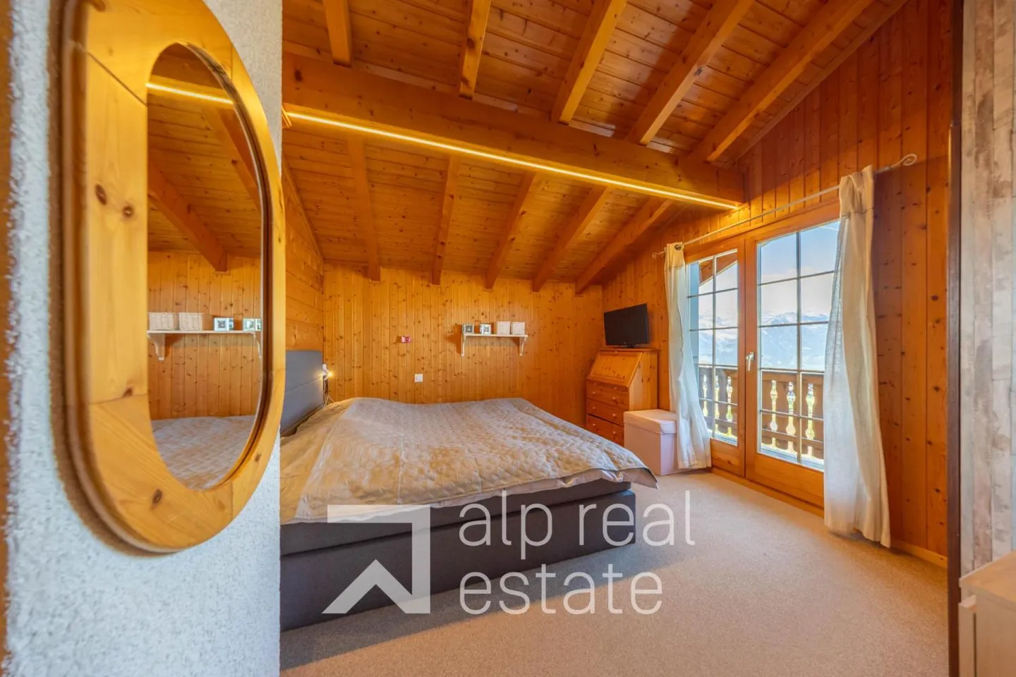 Charmantes Chalet mit Panoramablick - Foto 8 von 13