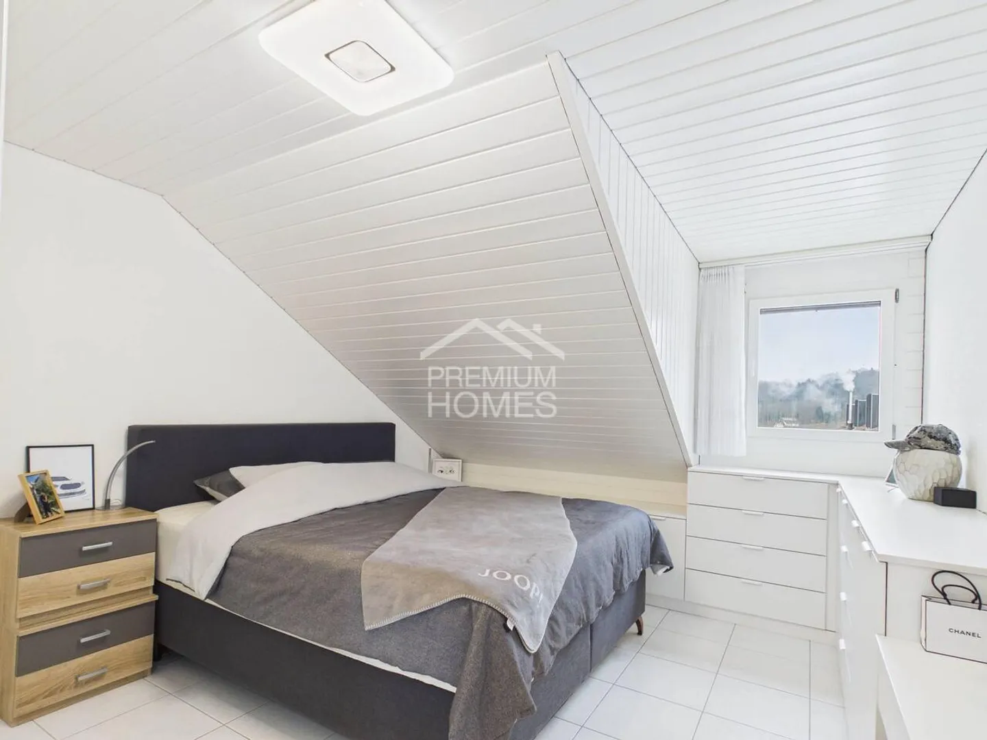 Light from above. Peace in the heart. - Photo 3 of 8