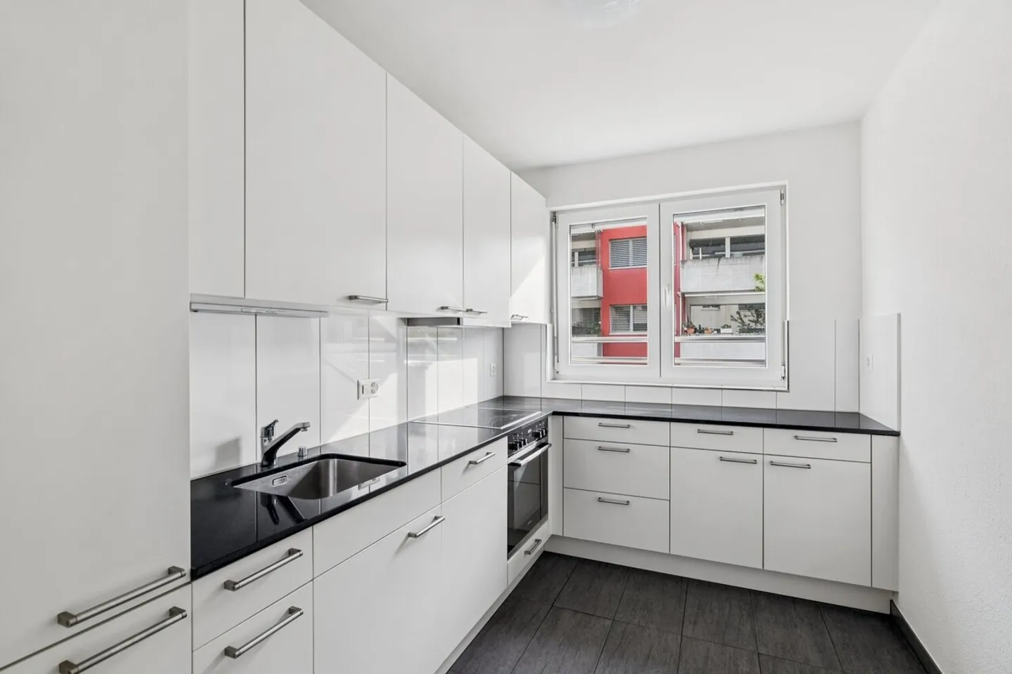 Renovierte Wohnung mit Balkon - Foto 3 von 10