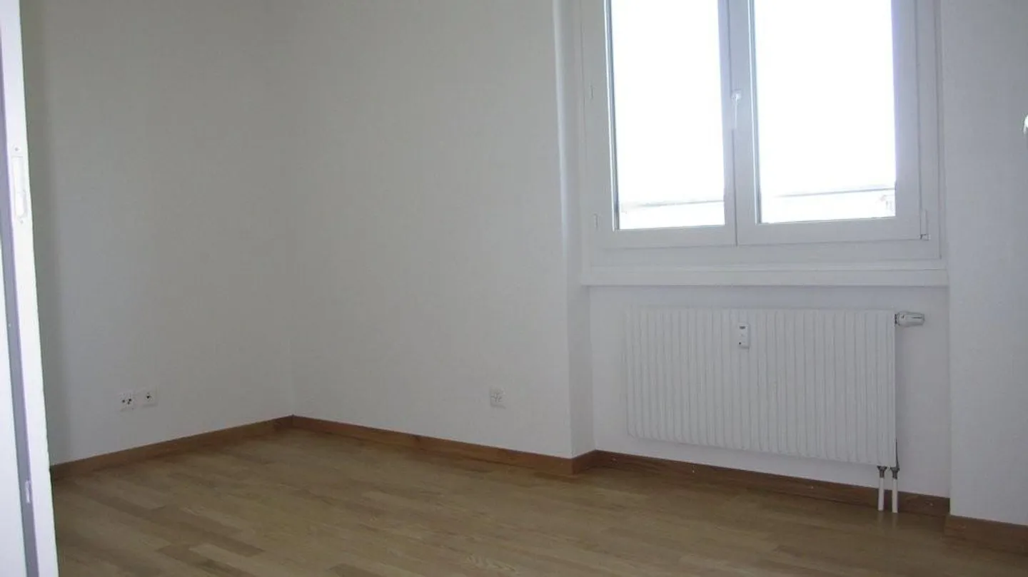 Modern apartment in a quiet, sunny location - Photo 9 of 9