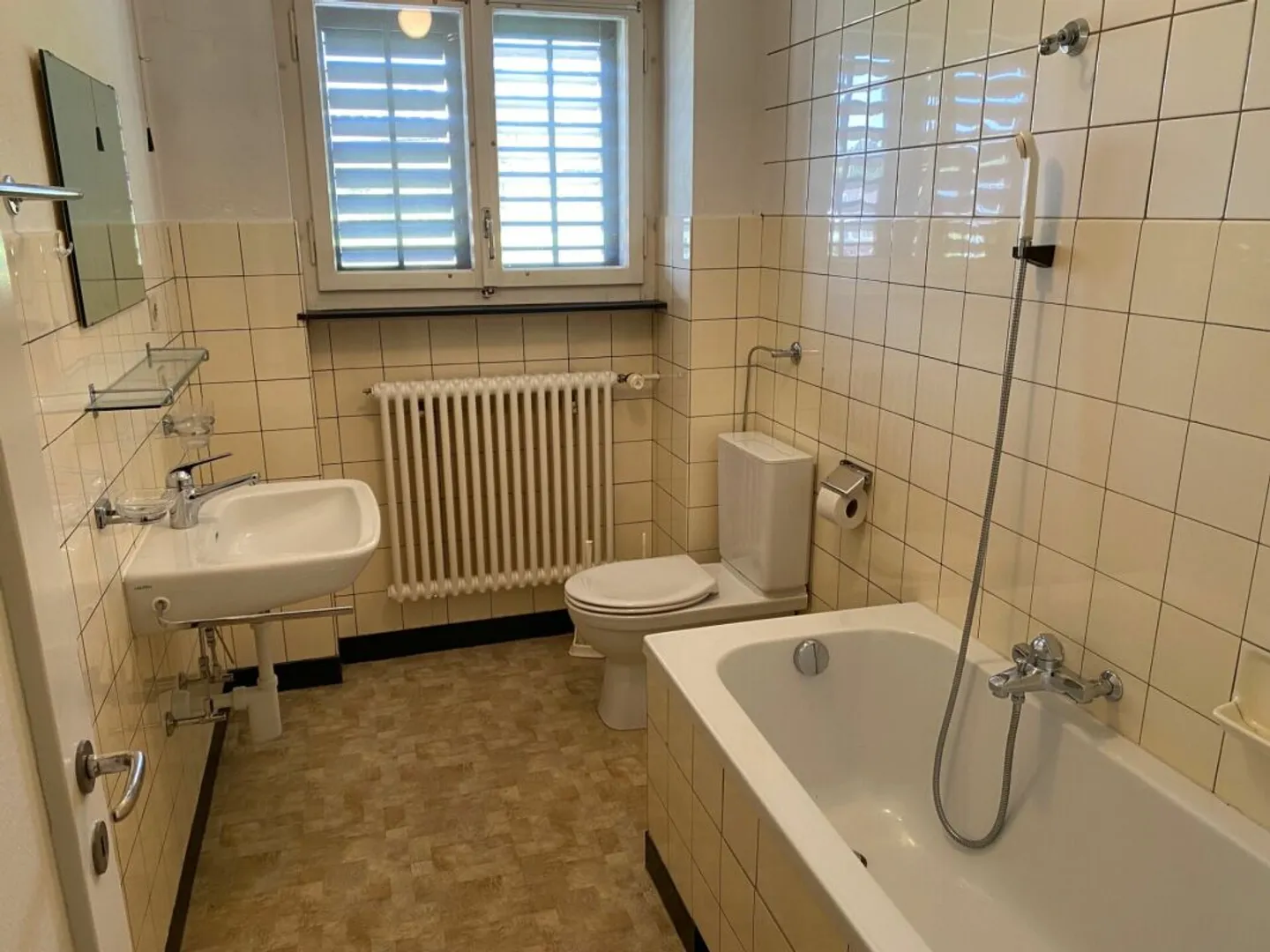 Well-maintained multi-family house with potential - Photo 12 of 20