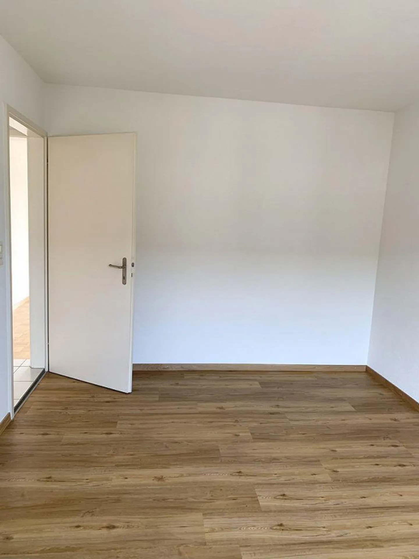 Vivre au calme : appartement de 3.0 pièces avec balcon - Photo 5 sur 13