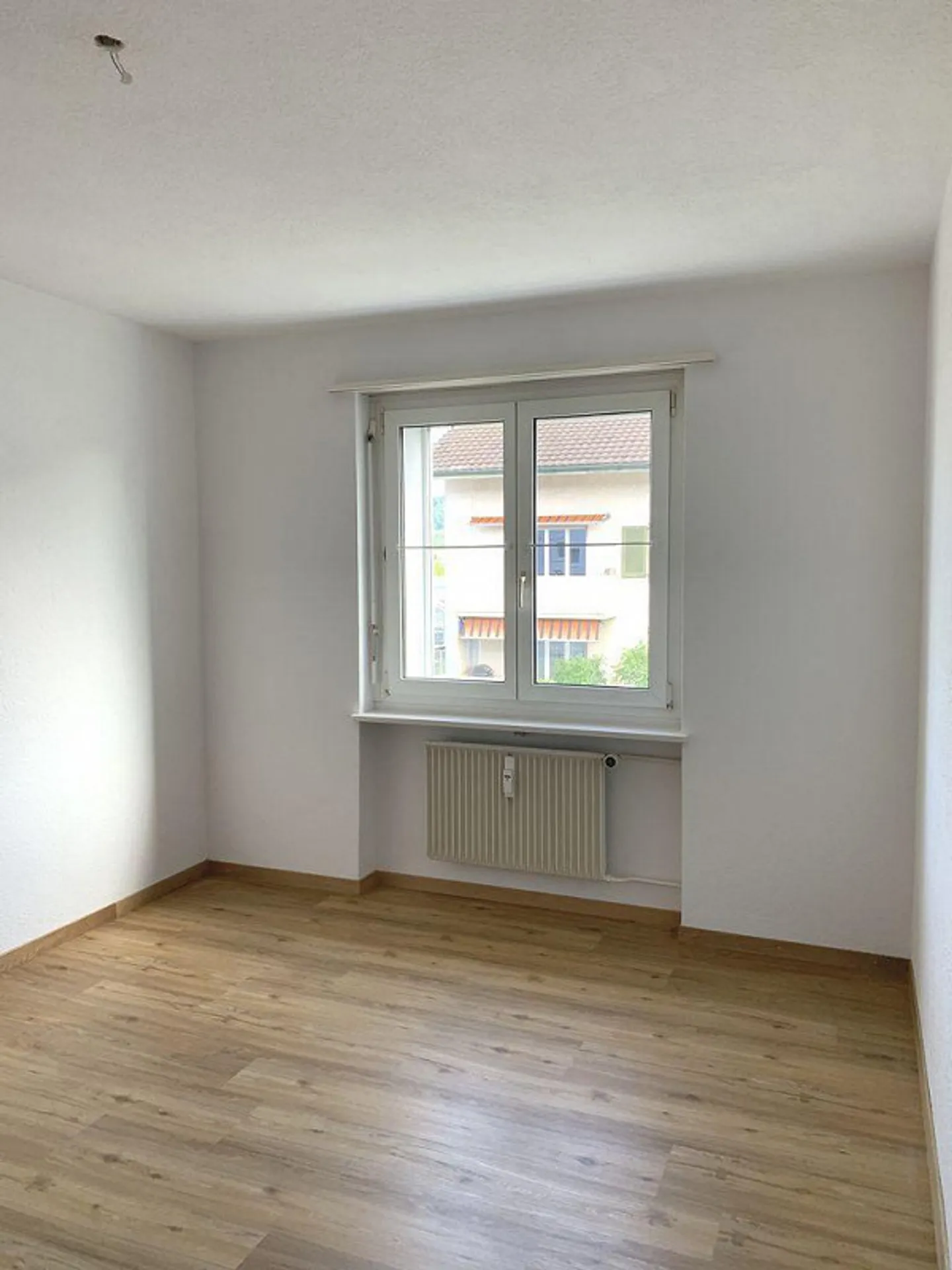 Vivre au calme : appartement de 3.0 pièces avec balcon - Photo 6 sur 13