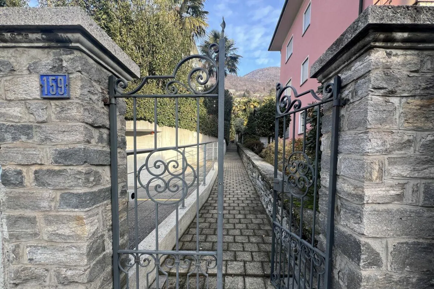 Appartamento moderno di 3,5 locali in posizione centrale a Minusio - Foto 18 di 21