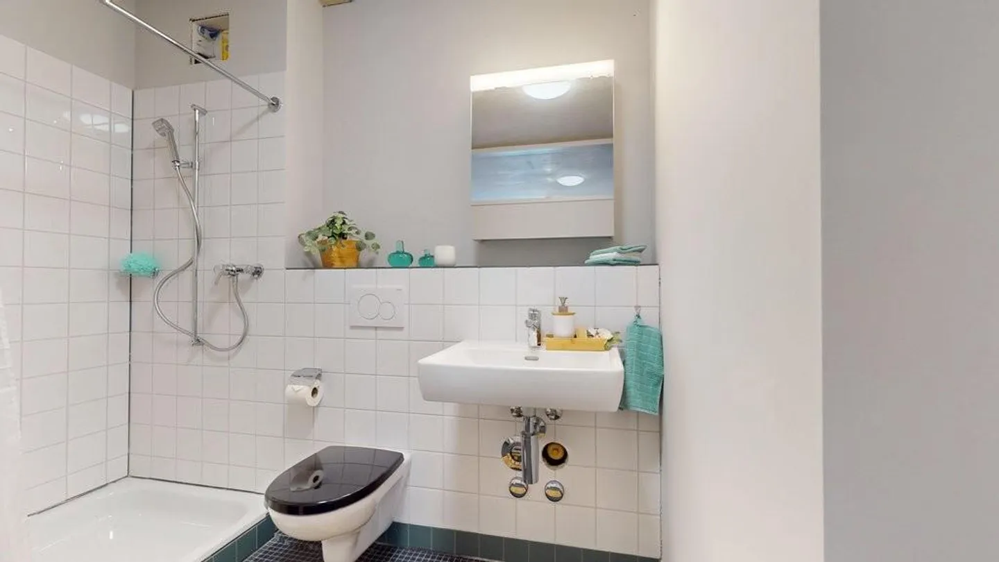 Oasis de bien-être : Emménagez dans un appartement moderne de 2,5 pièces dans un emplacement de choix - Photo 5 sur 6