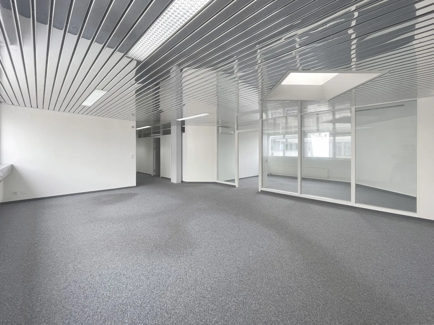 Office for rent 20 - 52 m2 - depending on needs - Photo 5 of 10