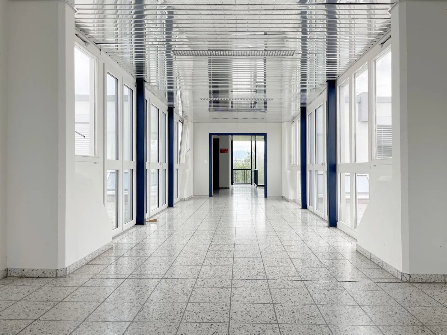 Office for rent 20 - 52 m2 - depending on needs - Photo 6 of 10