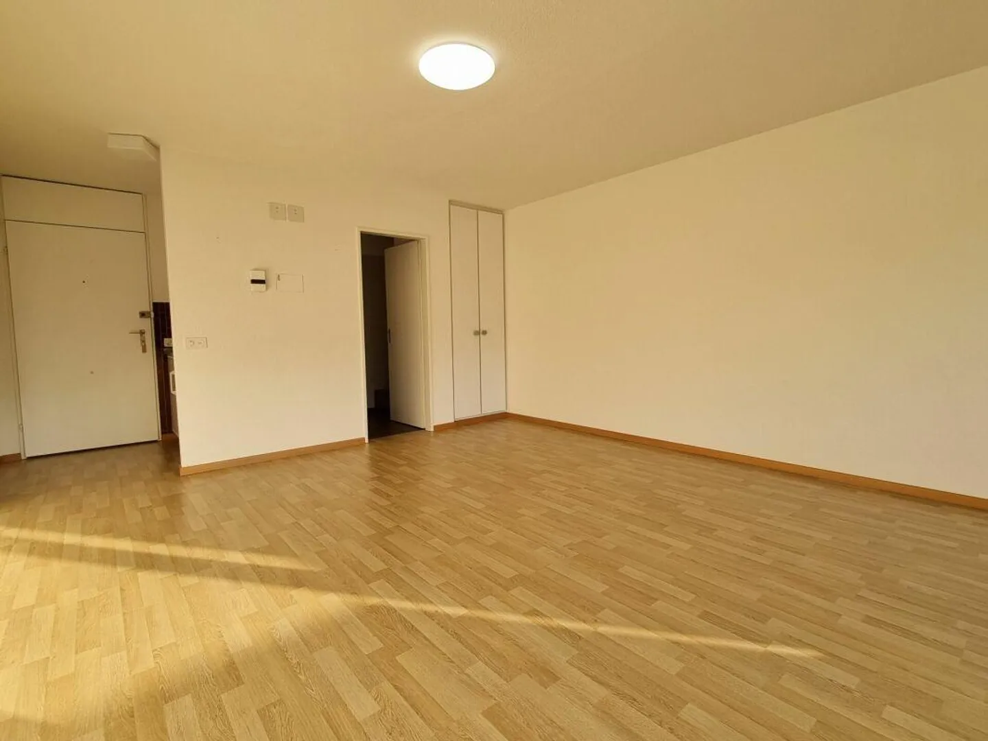 Appartement 1 pièce central dans la ville de Lucerne ! - Photo 3 sur 6