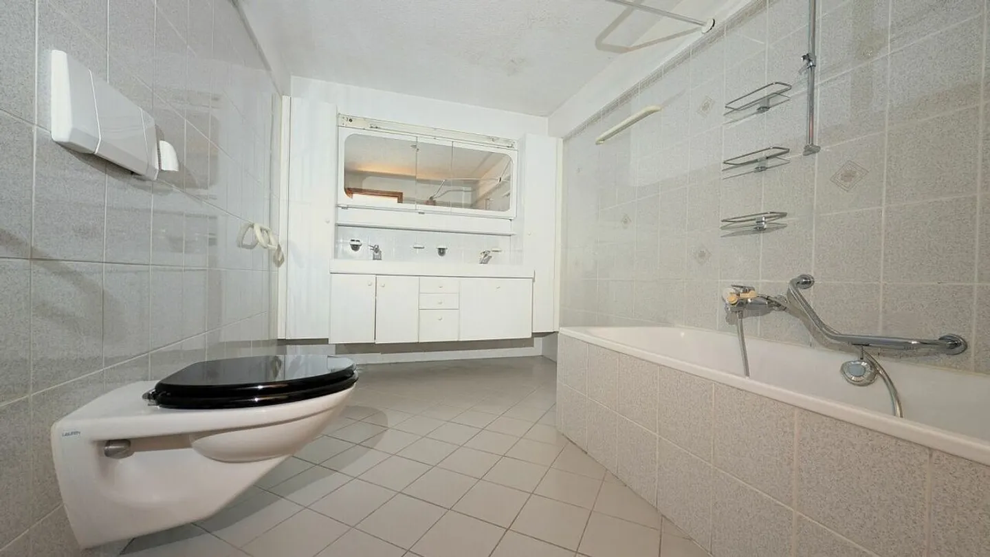 Charmante Wohnung mit Kamin - Foto 8 von 8