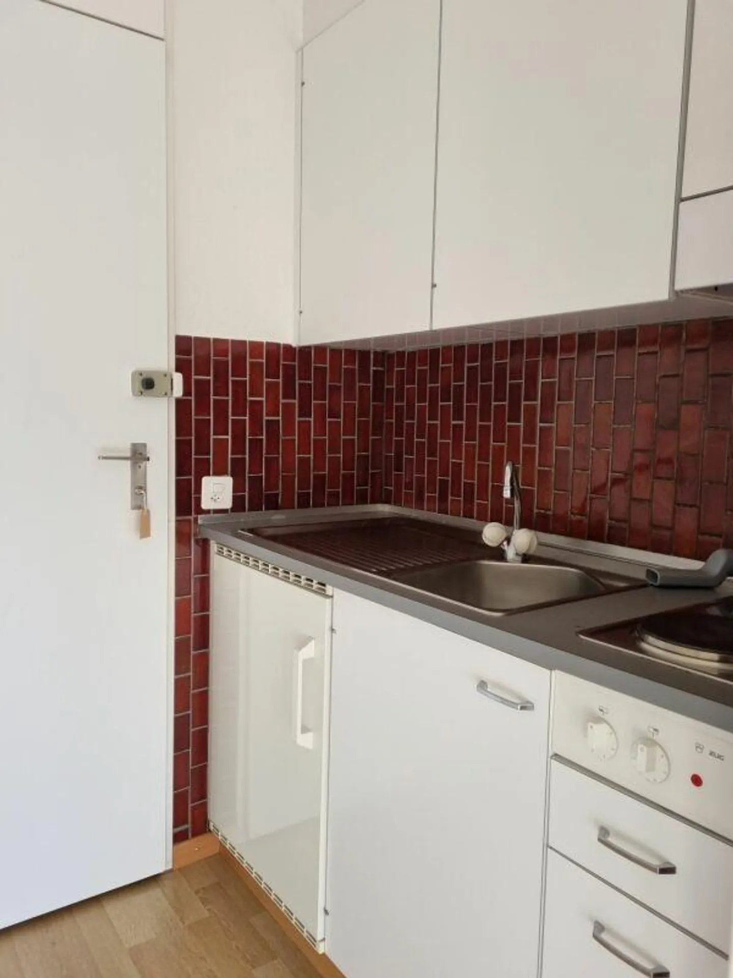 Appartement 1 pièce central dans la ville de Lucerne ! - Photo 4 sur 6