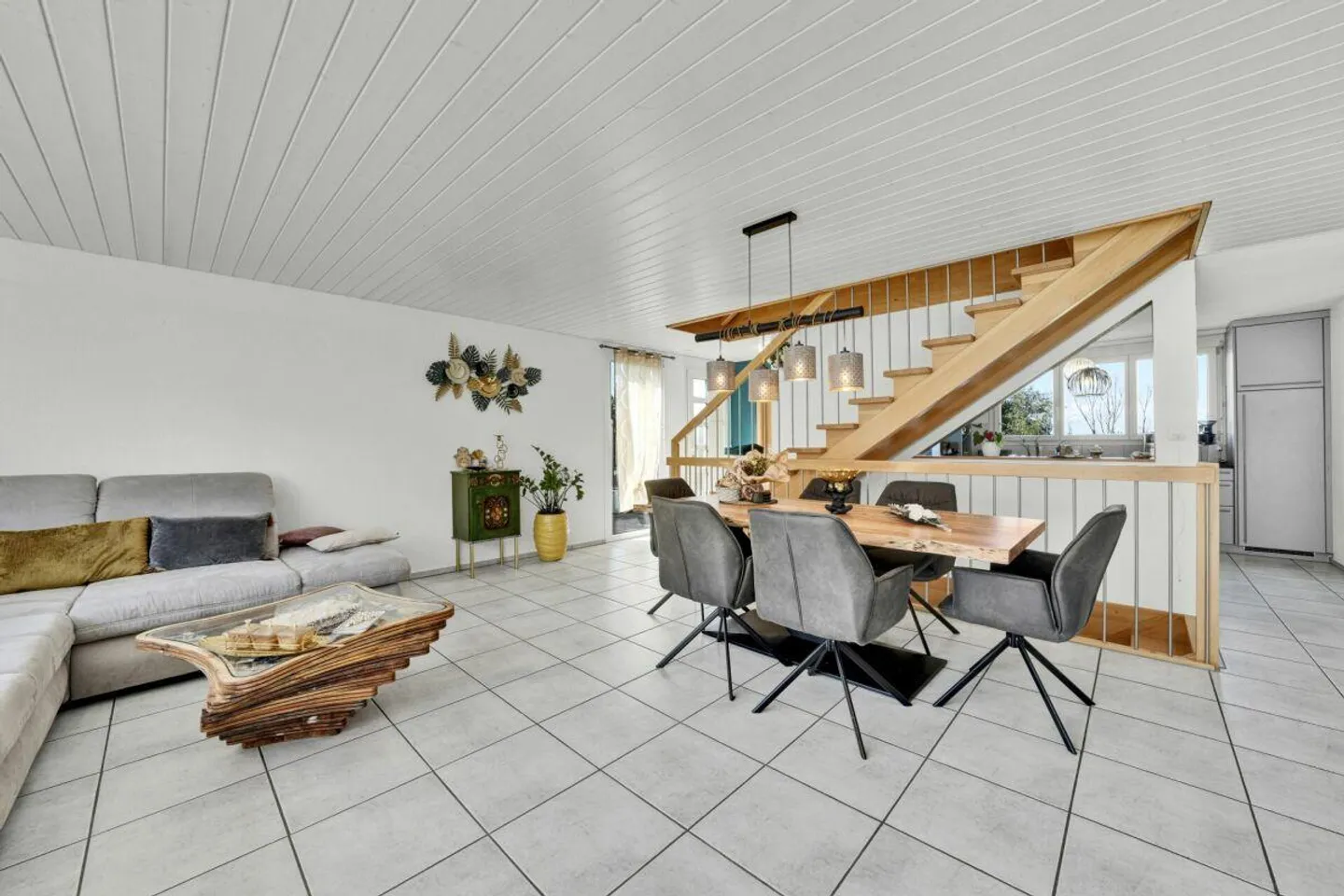 Felicità familiare a Goldach - Casa angolare di 5,5 stanze con giardino generoso - Foto 2 di 19