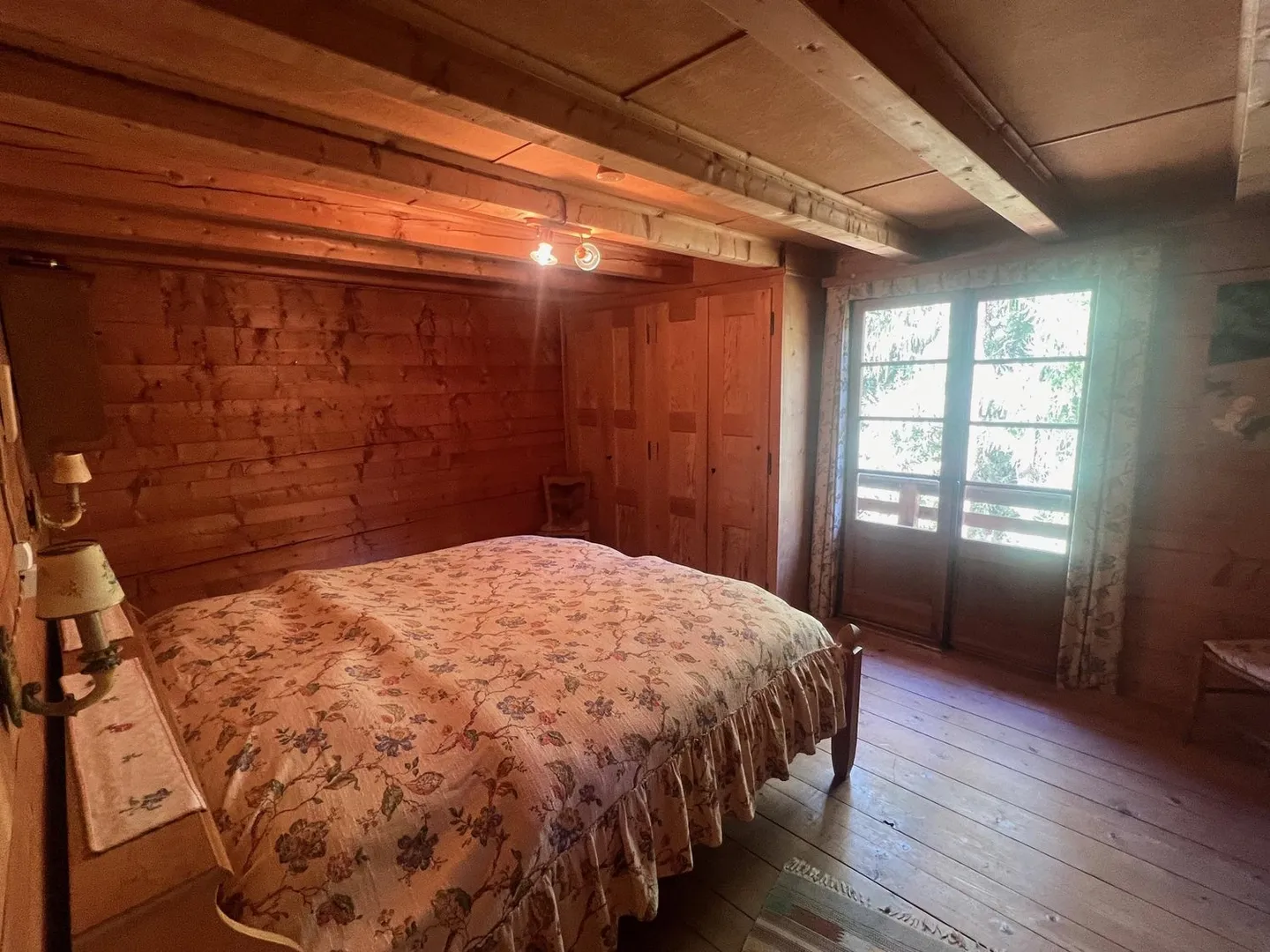 Gelegenheit zum Zugreifen Außergewöhnliches Chalet in einem friedlichen Haven nicht weit vom Zentrum des Skigebiets Tzoumaz - Foto 10 von 13