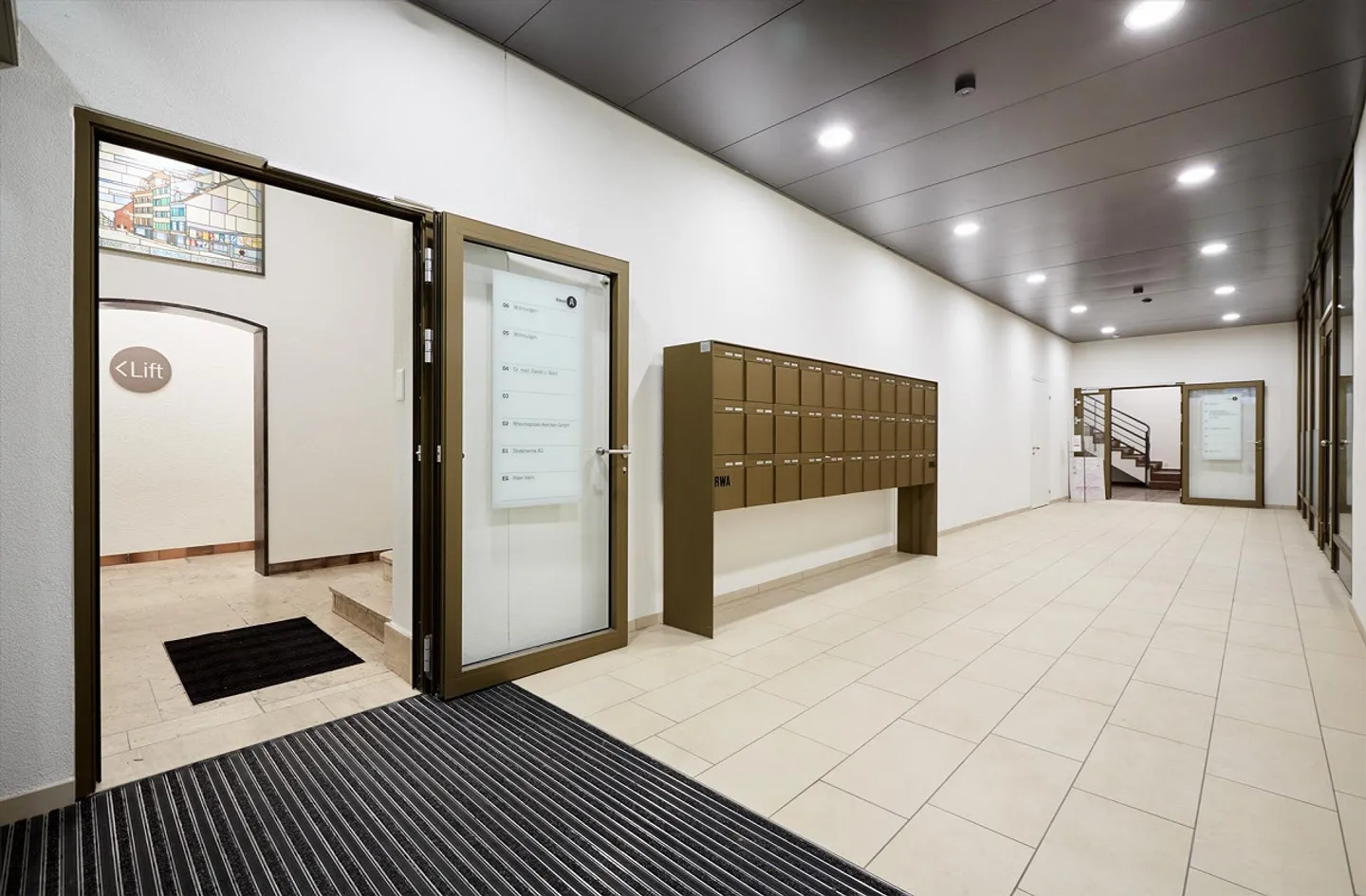 Spazio ufficio o studio flessibile in posizione centrale - Foto 6 di 8