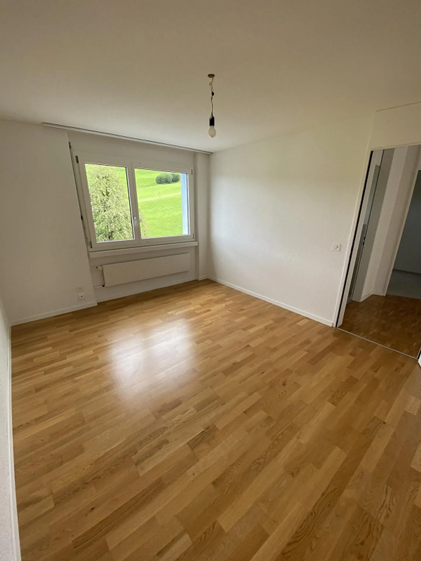 4.5 Zimmer-Wohnung, neu renoviert - Foto 9 von 16
