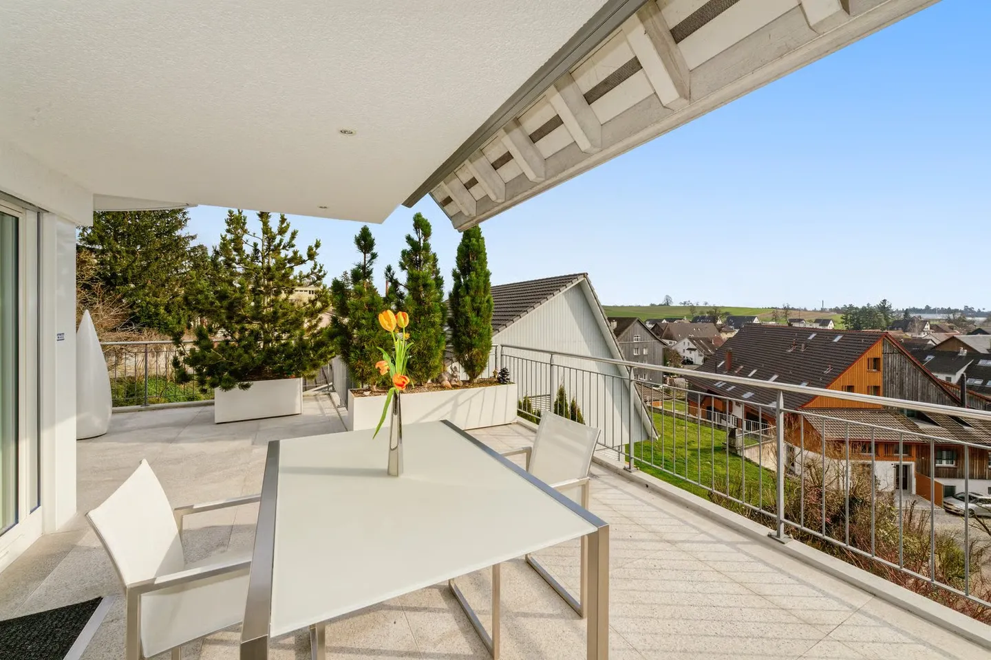 Charmantes Einfamilienhaus mit Bergsicht - Foto 3 von 16