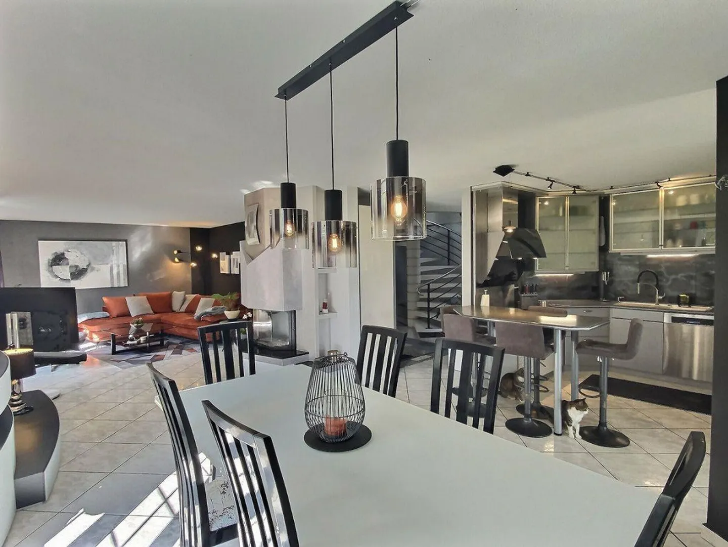 Wunderschöne Villa mit herrlichem Garten zwischen Villeneuve und Le Bouveret - Foto 7 von 13