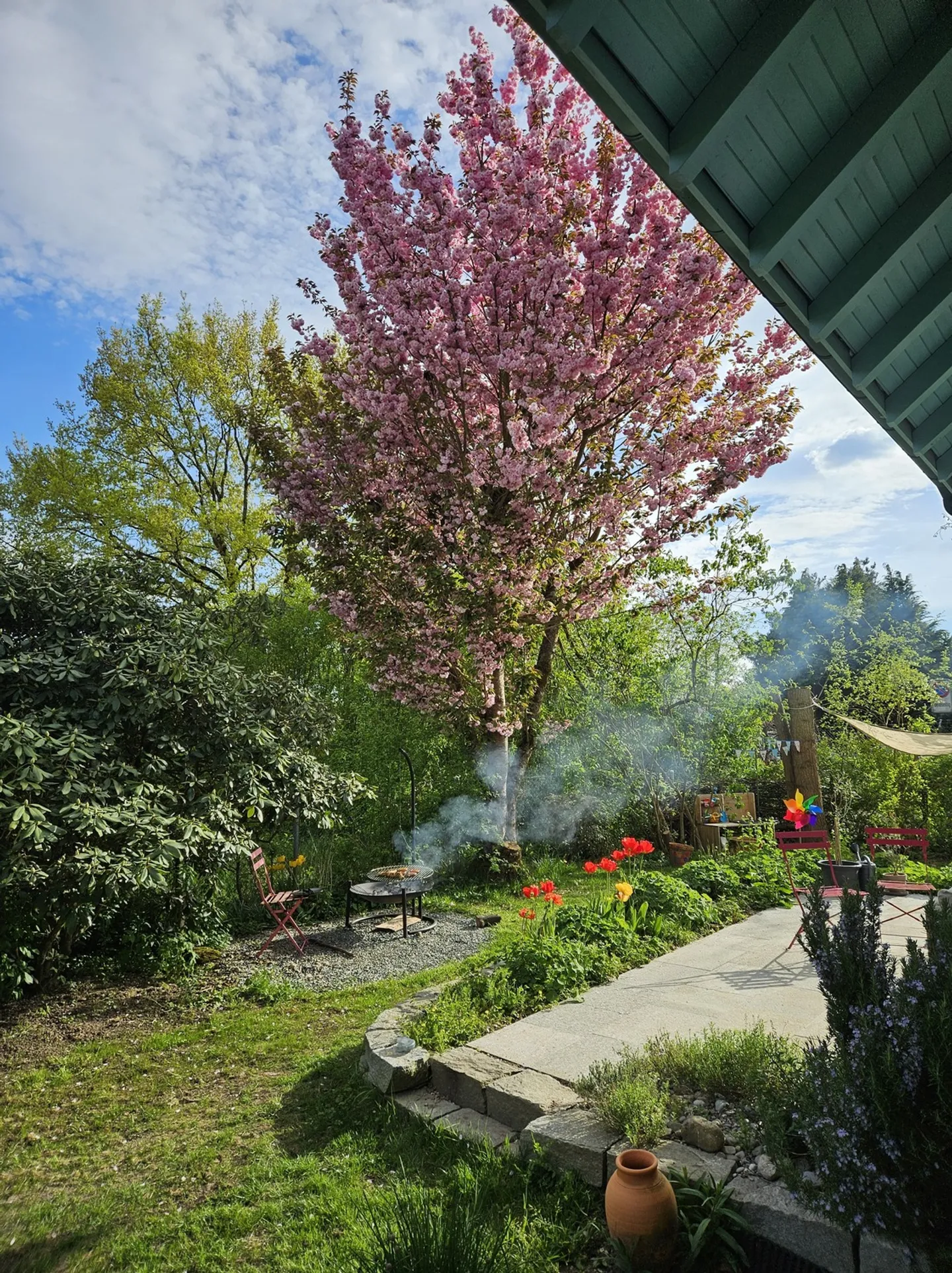 Charmantes Haus mit Garten - Foto 9 von 9