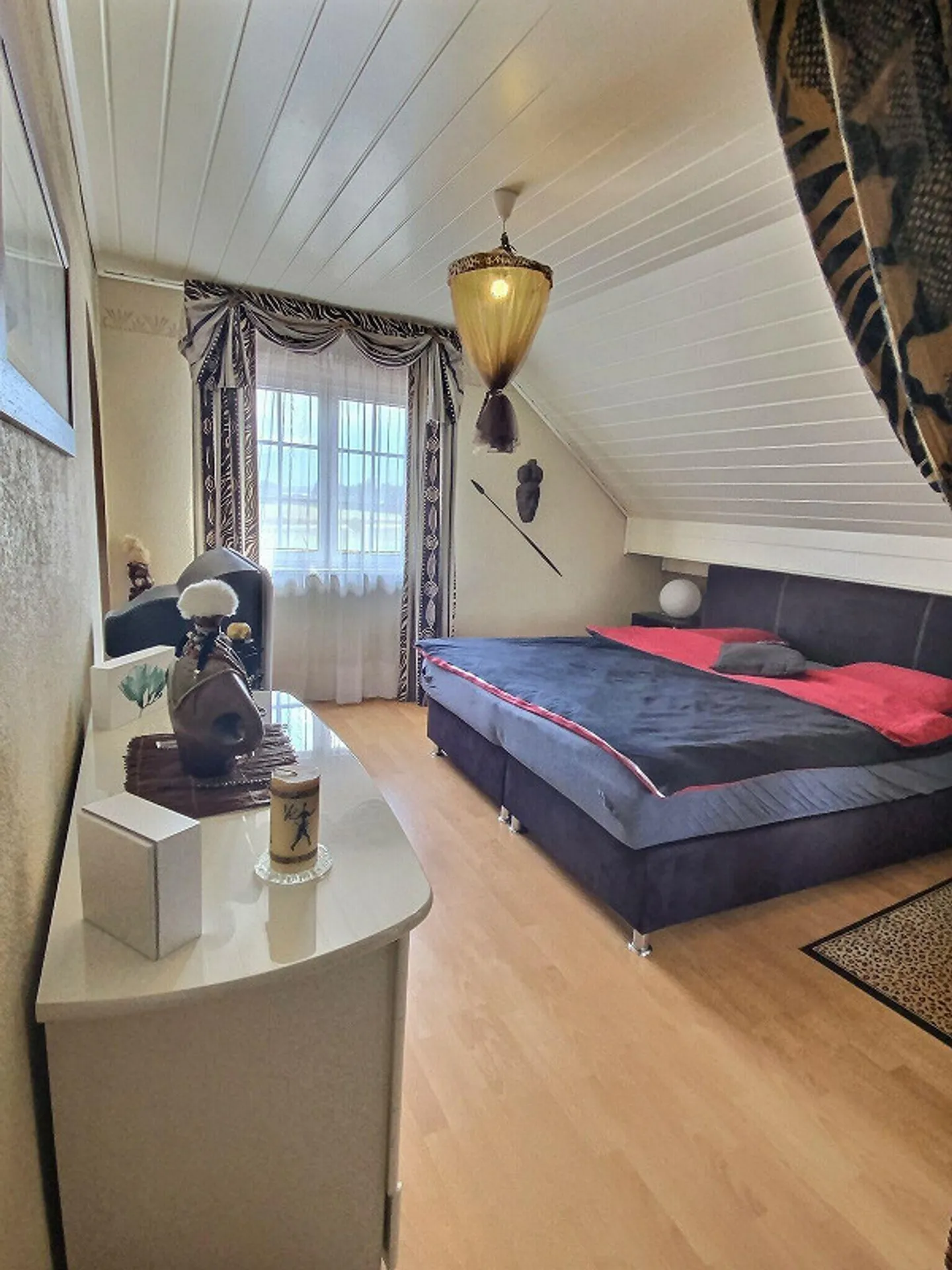 Wunderschöne Villa mit herrlichem Garten zwischen Villeneuve und Le Bouveret - Foto 10 von 13