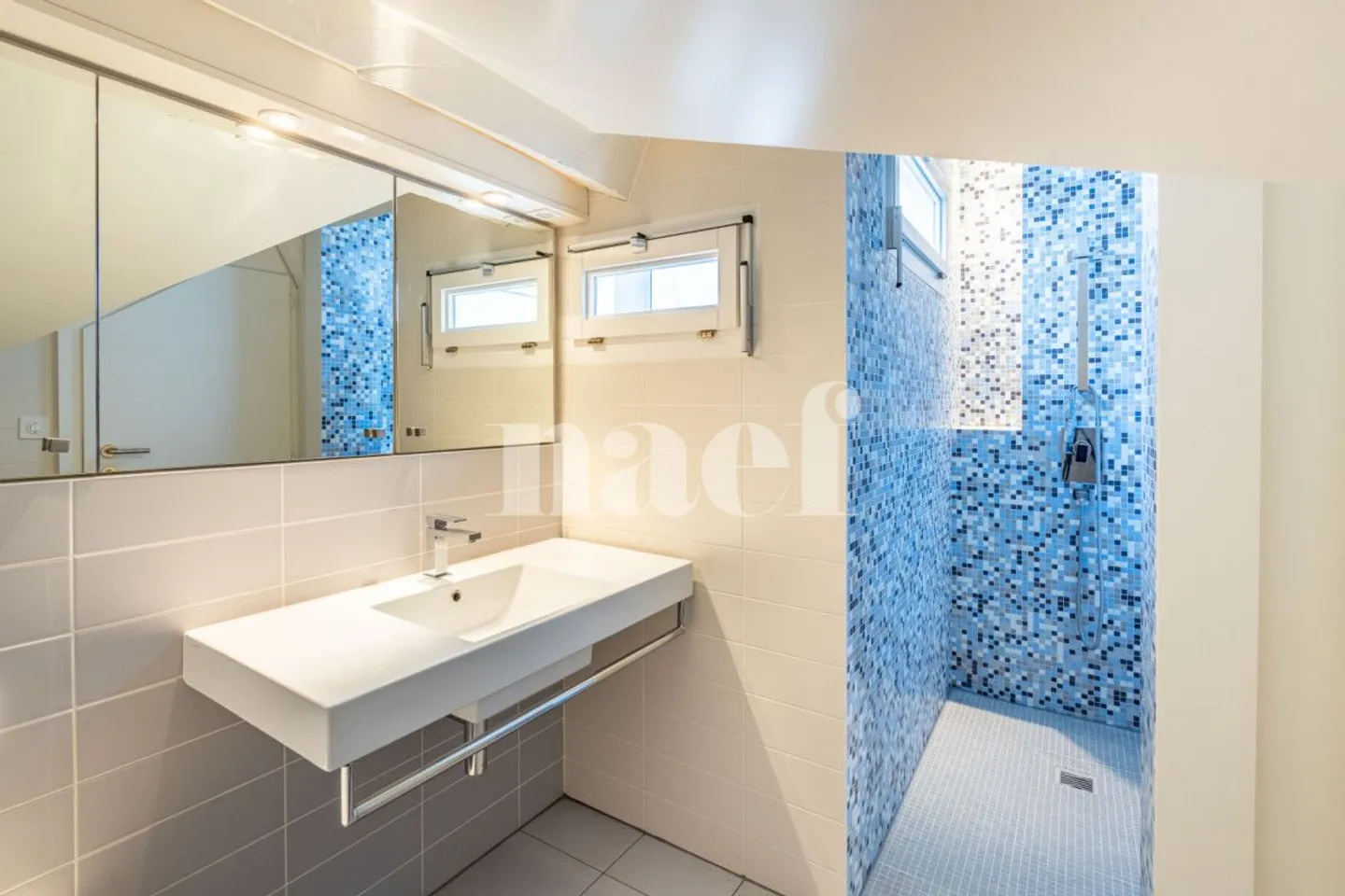 6-room apartment - Photo 11 of 12