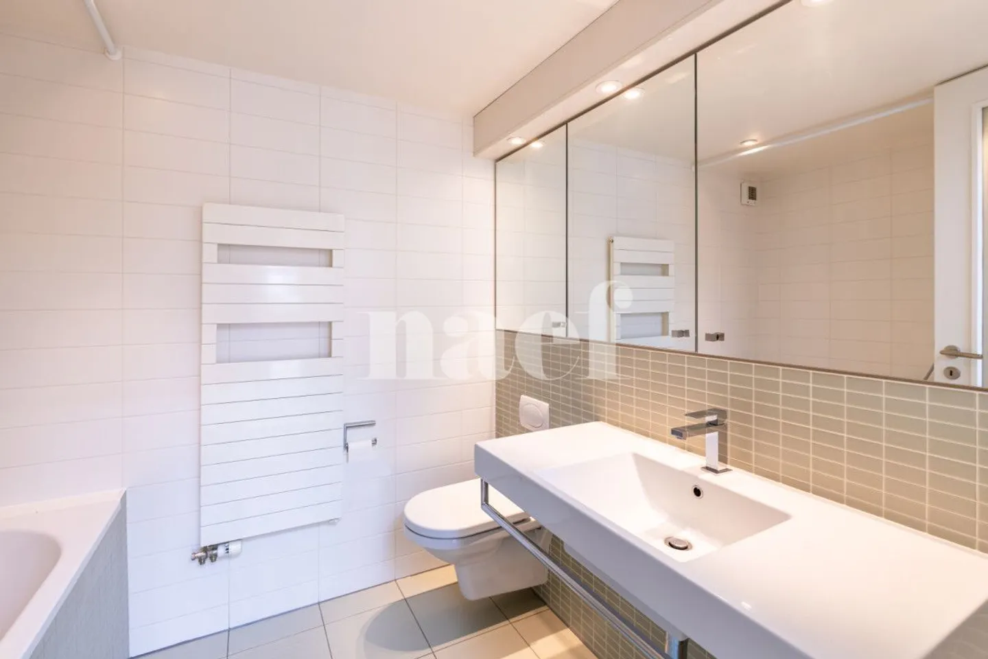 6-room apartment - Photo 12 of 12