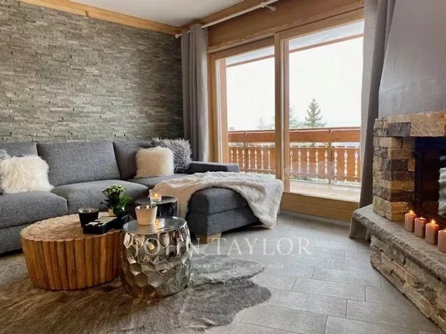 Appartamento ristrutturato in affitto – Crans-Montana - Foto 1 di 8