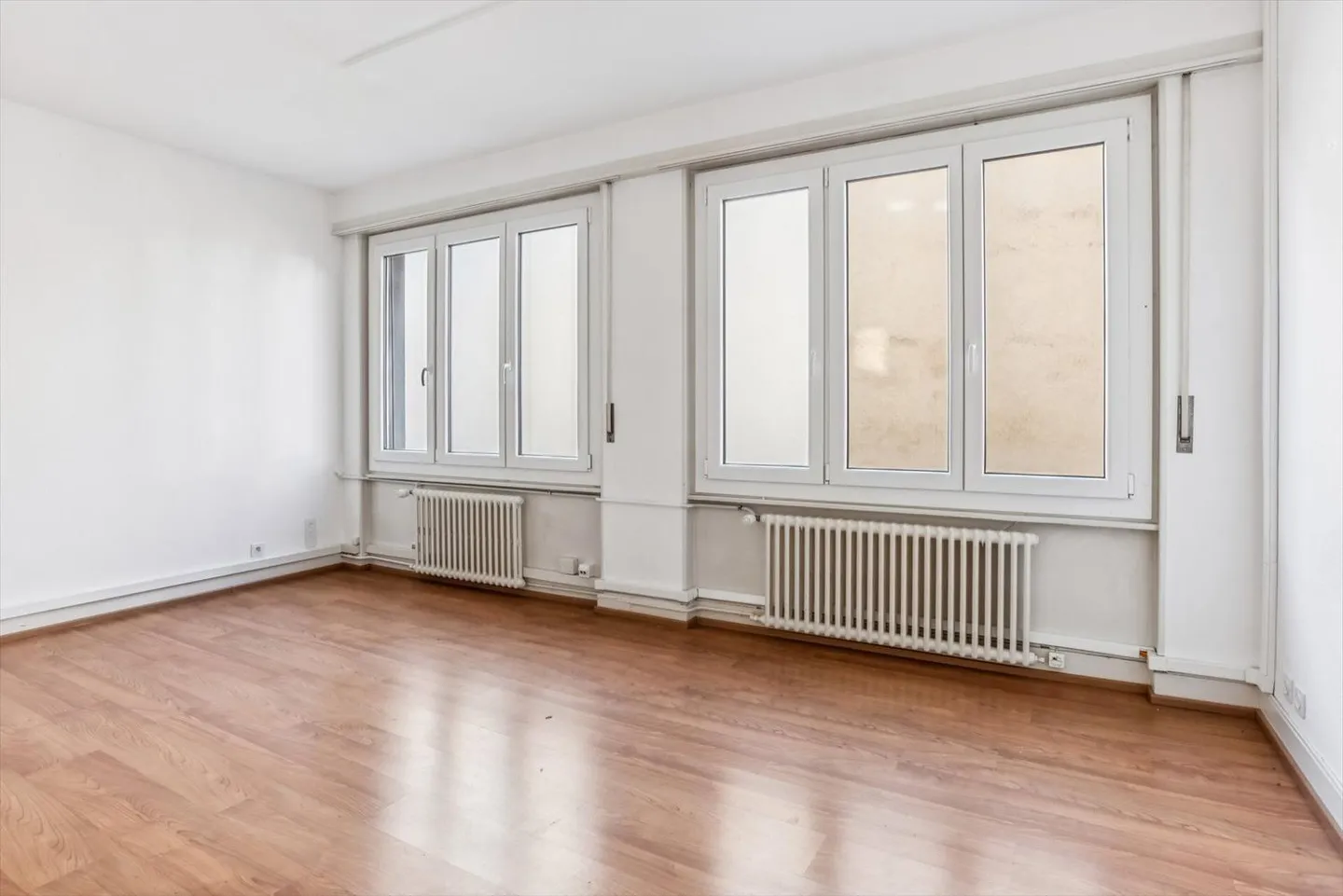 Ideally located! - Photo 5 of 12