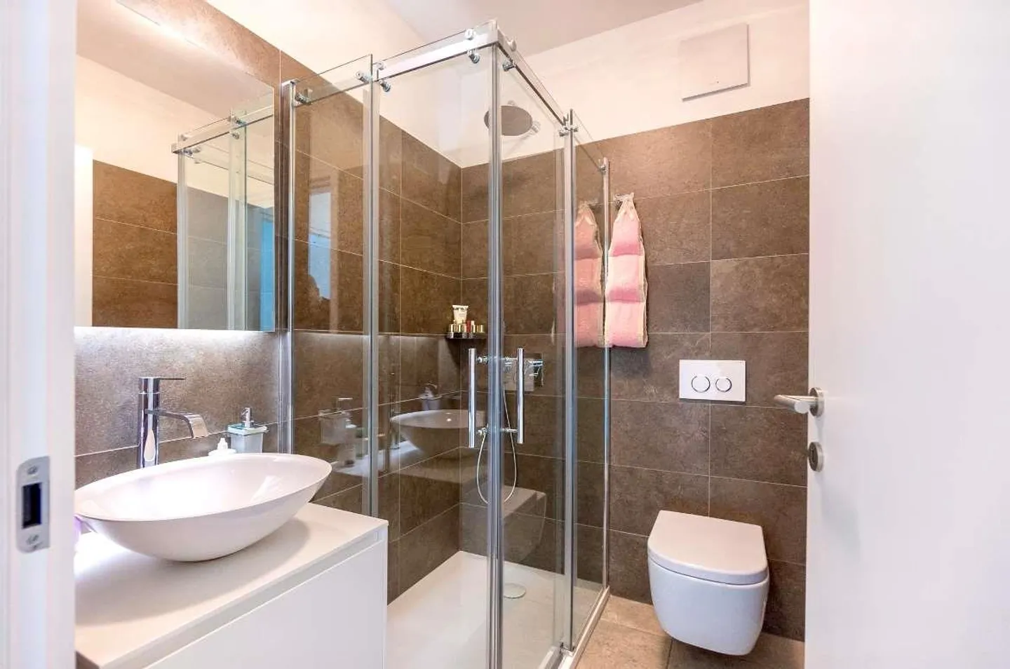 Appartamento elegante a Bellinzona con grande terrazza - Foto 6 di 13