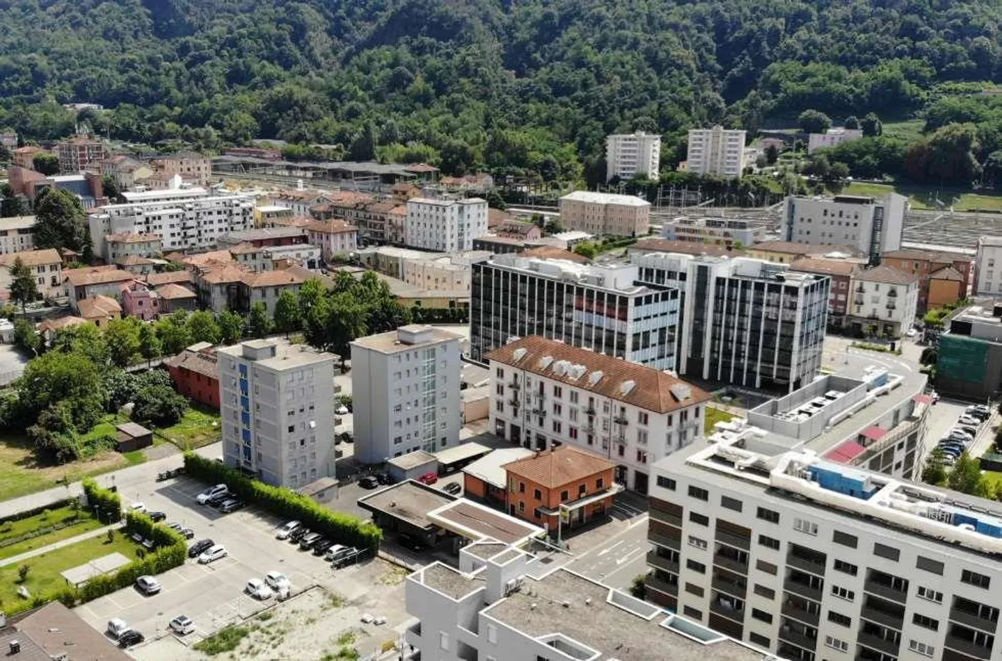 À vendre propriété générant des revenus dans la zone de Chiasso - Photo 6 sur 13