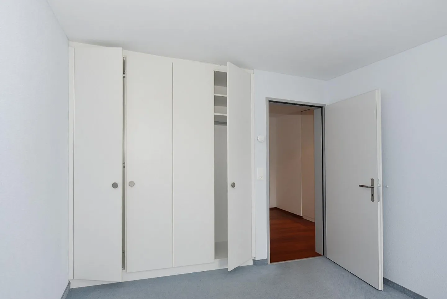 Appartamento soleggiato con vista e tranquillità - Foto 6 di 9