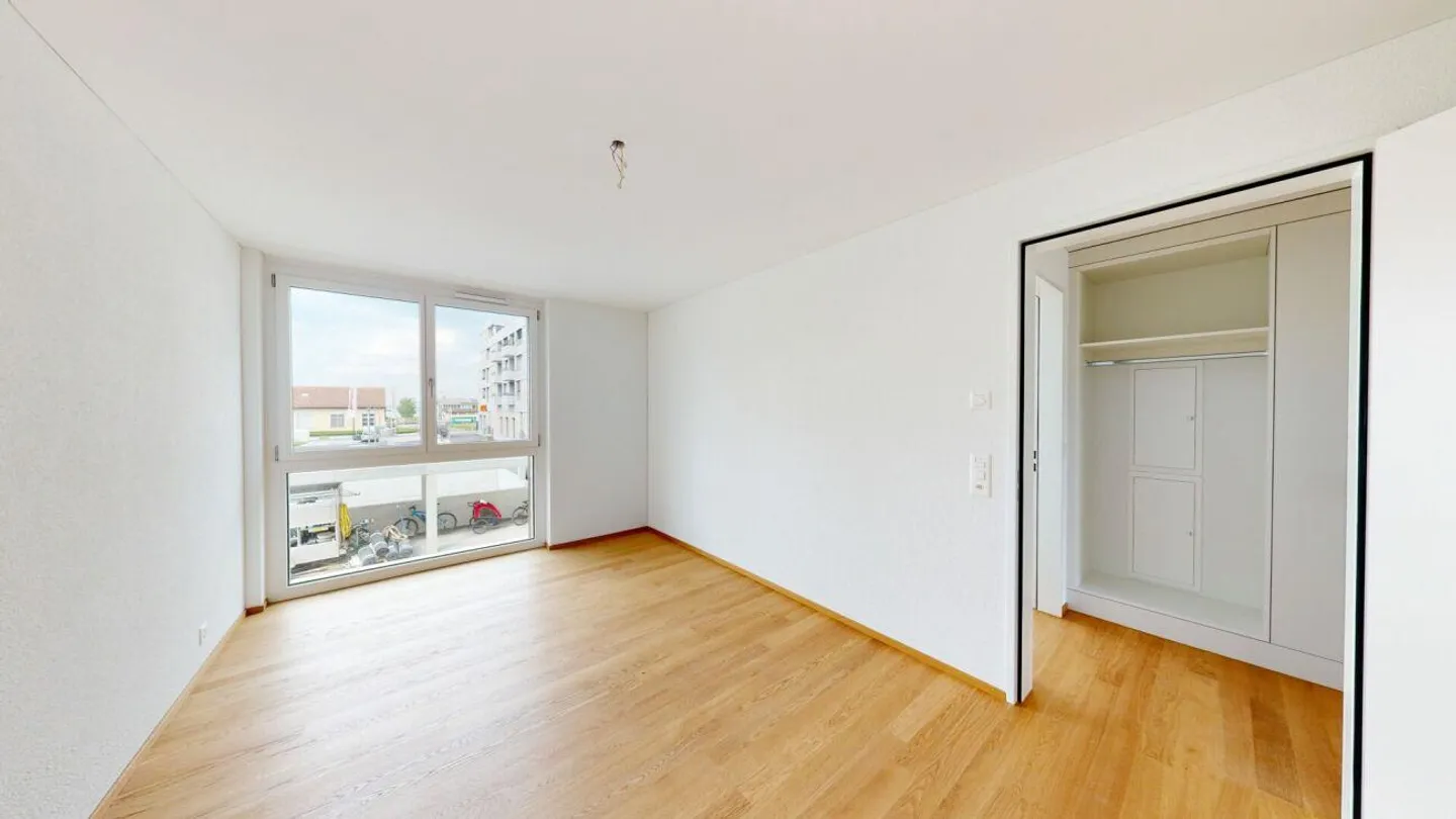 Modern 3.5 Room Apartment by the Lake - Photo 5 of 9