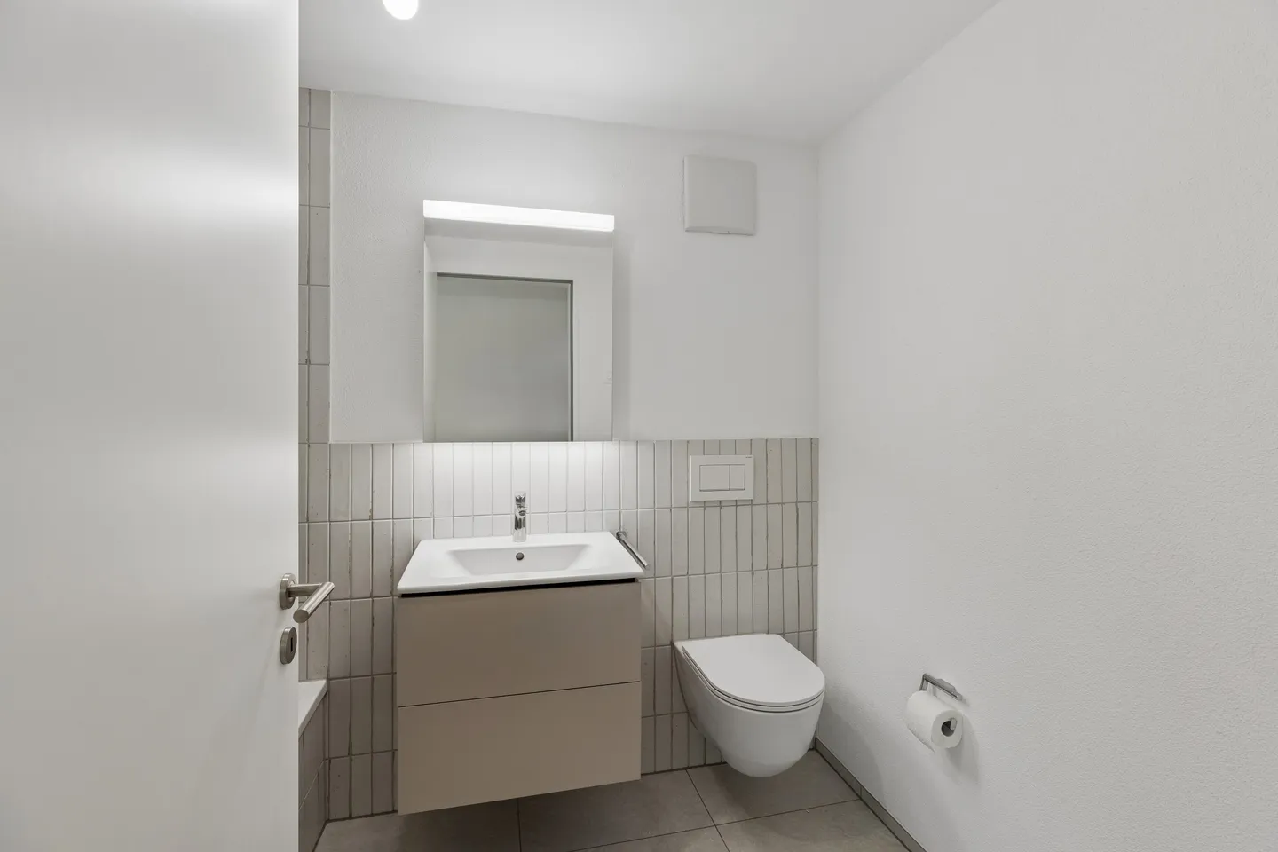 Nouvelle construction avec vue - moderne appartement en penthouse de 3,5 pièces avec beaucoup de confort de vie - Photo 10 sur 11
