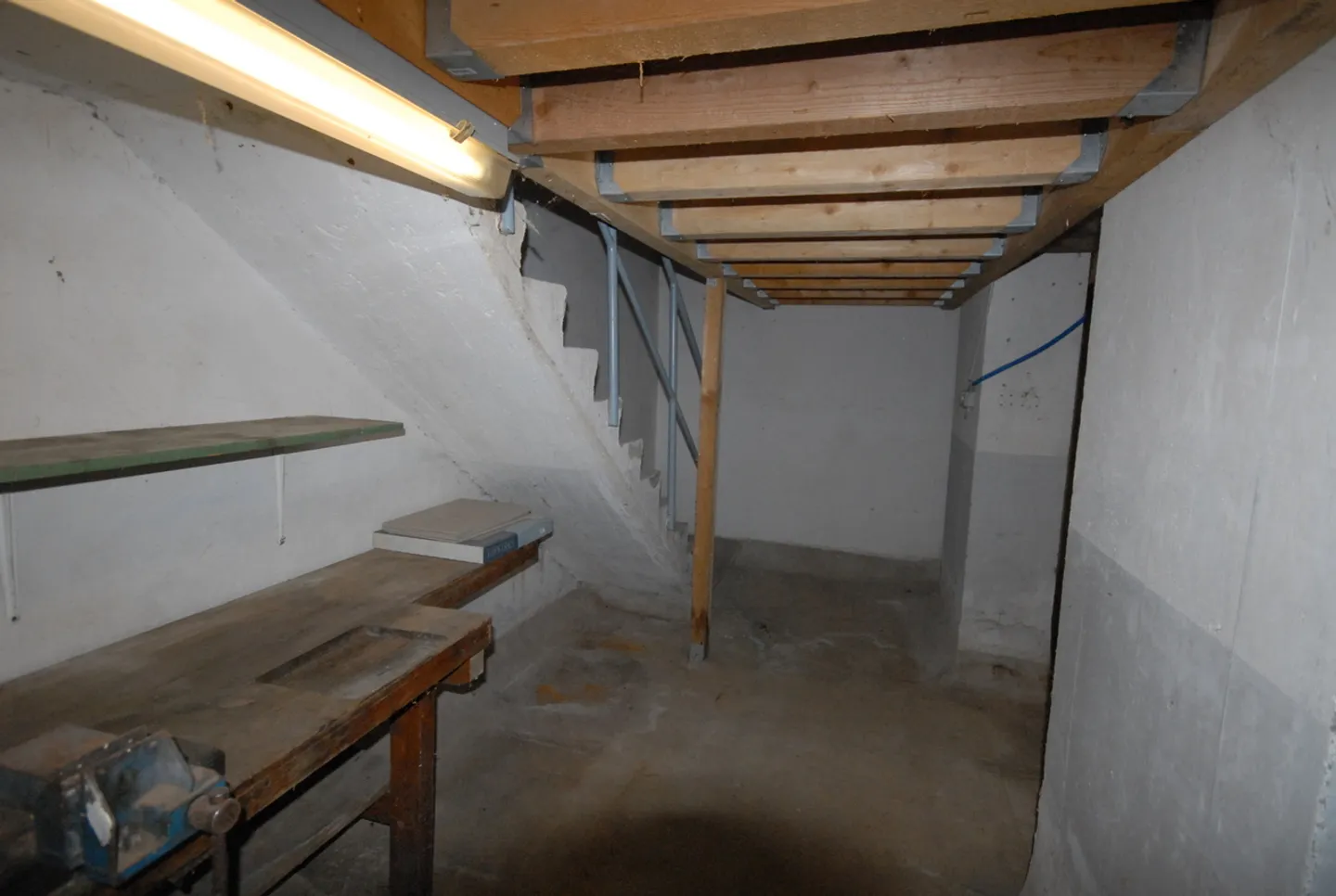 Zu verkaufen in Corcelles-près-Payerne, ehemaliger stillgelegter Silo mit Büro und Lager - Foto 16 von 17