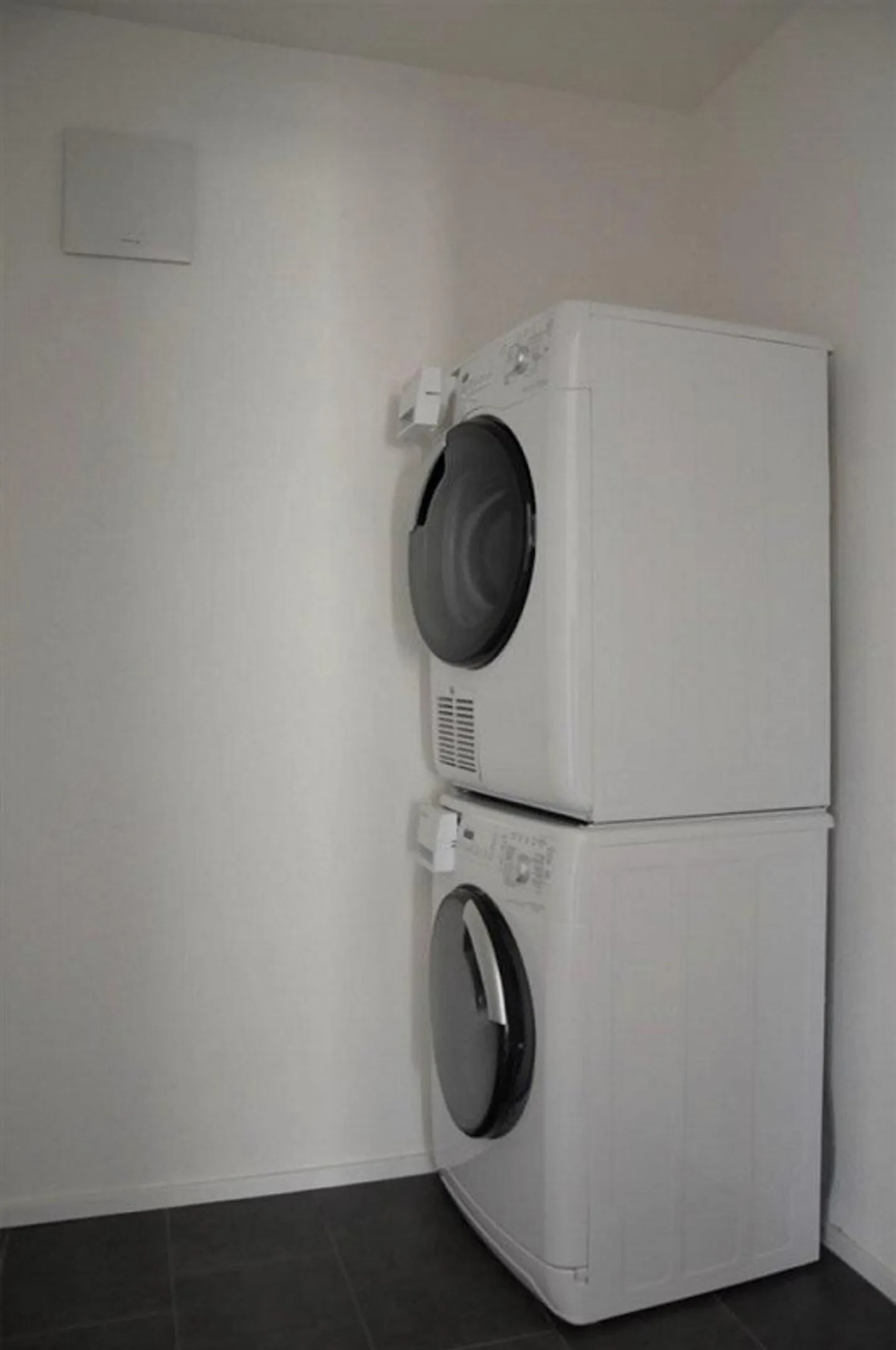 Living in a well-kept environment - Photo 6 of 9