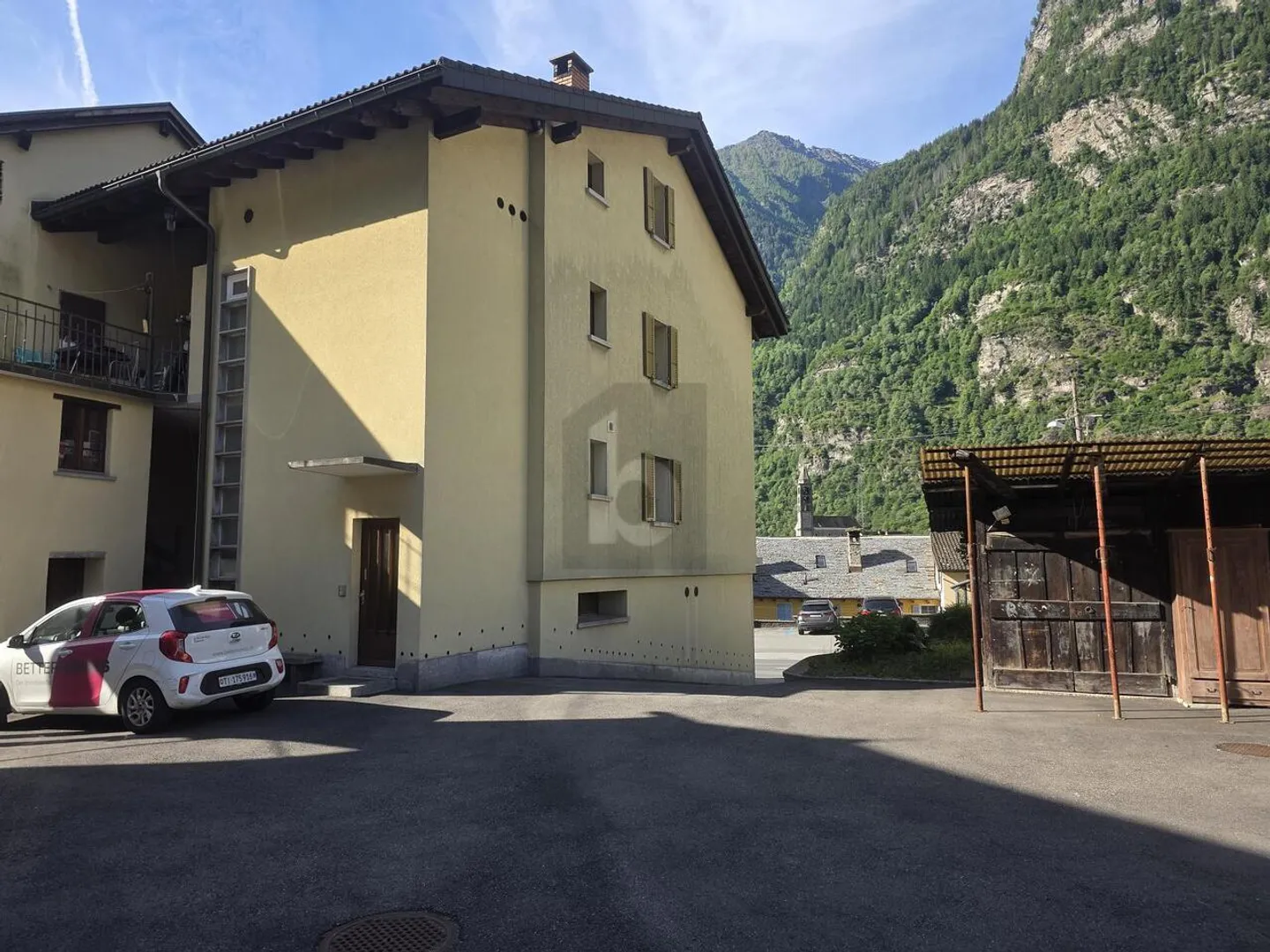 In una posizione centrale e soleggiata - Foto 1 di 4