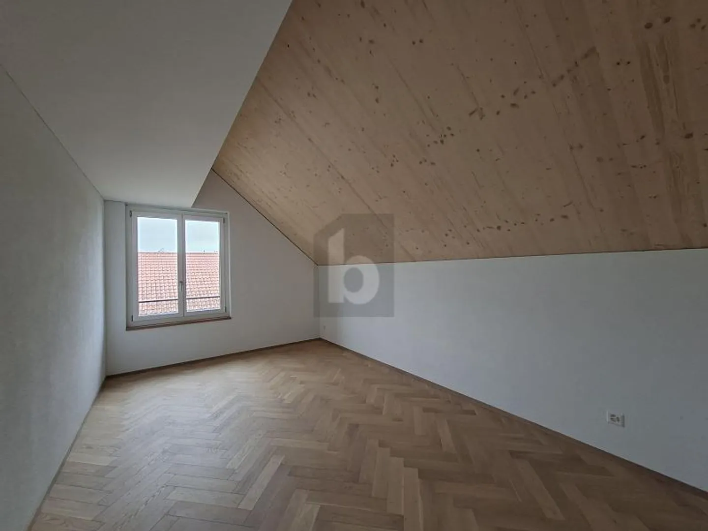 LUSSUOSO MODERNO AFFASCINANTE E STILOSO - Foto 4 di 6