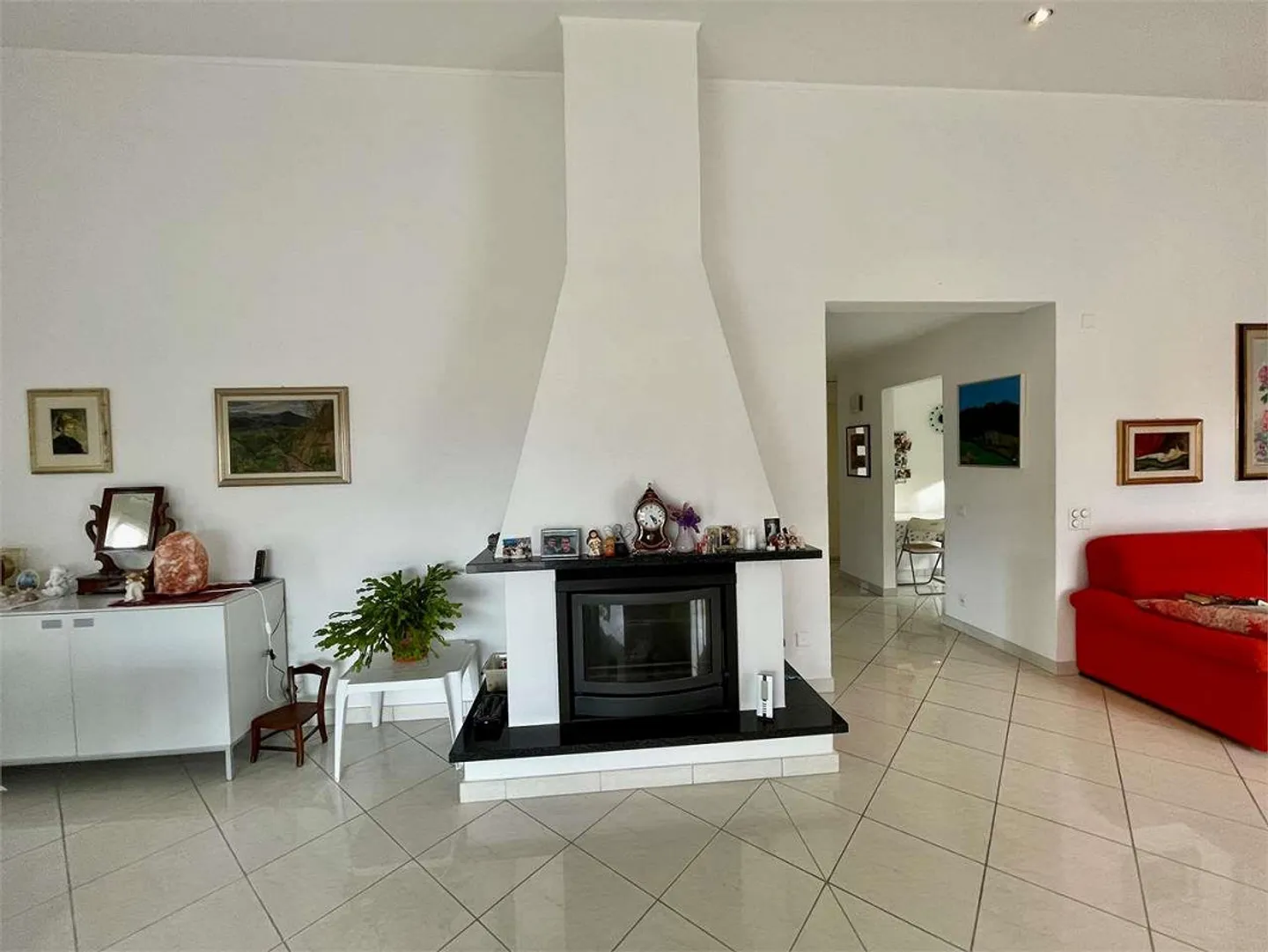 Villa bifamiliare con piscina e vista panoramica - Cadro - Foto 8 di 13