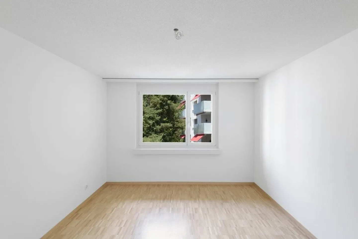 RENT WITHOUT DEPOSIT - 3.5-room apartment in the popular Balsberg district - Photo 5 of 11